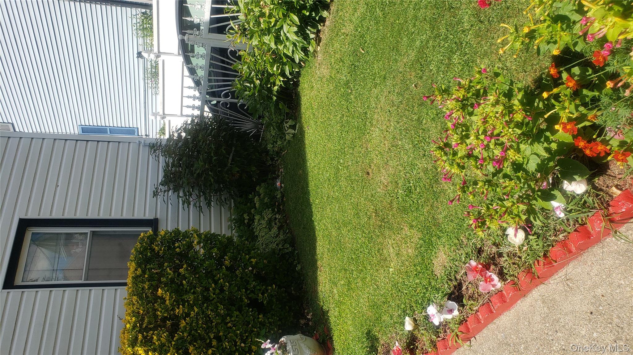 18 S 11th Avenue, Mount Vernon, NY 10550