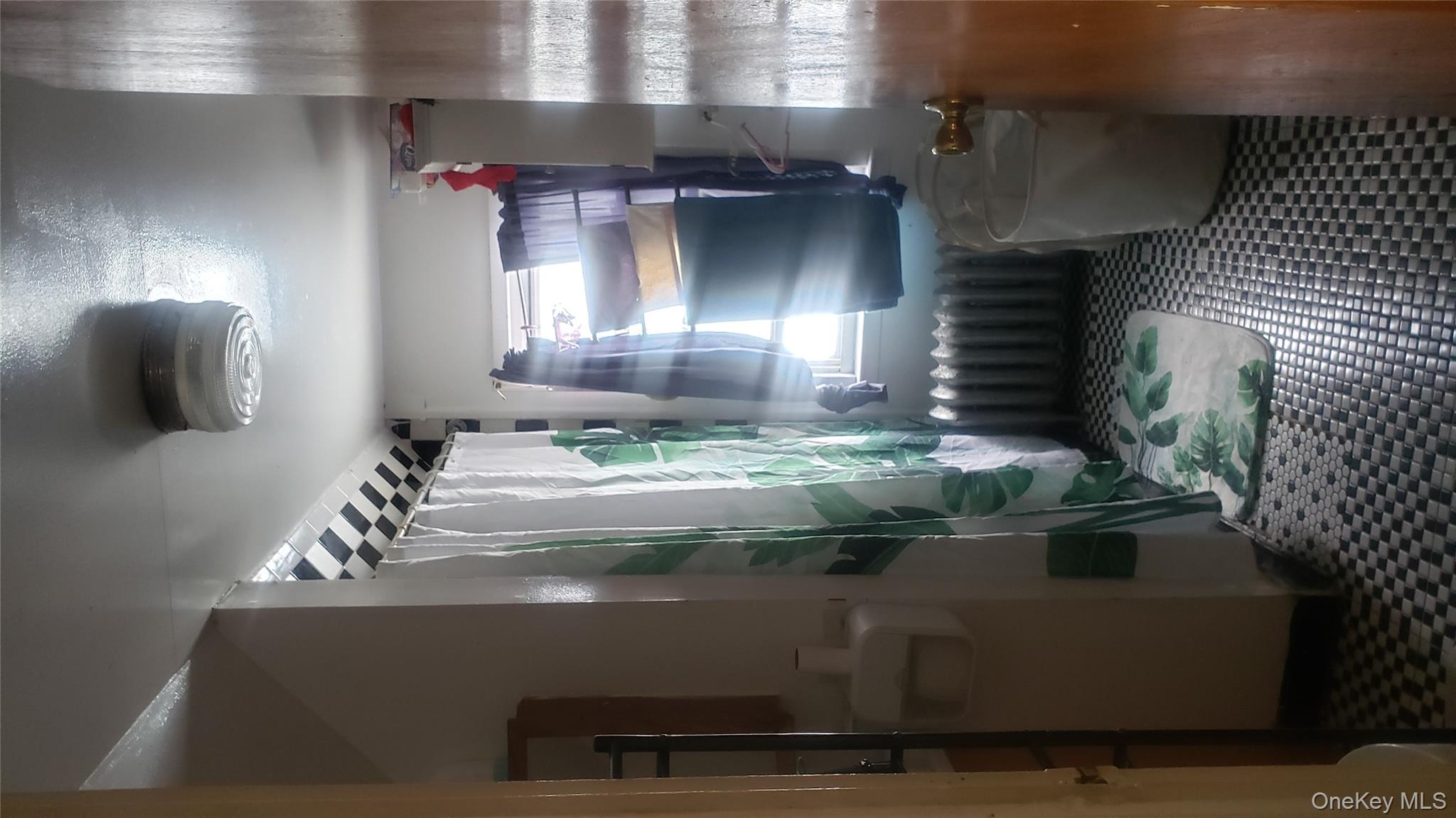 18 S 11th Avenue, Mount Vernon, NY 10550