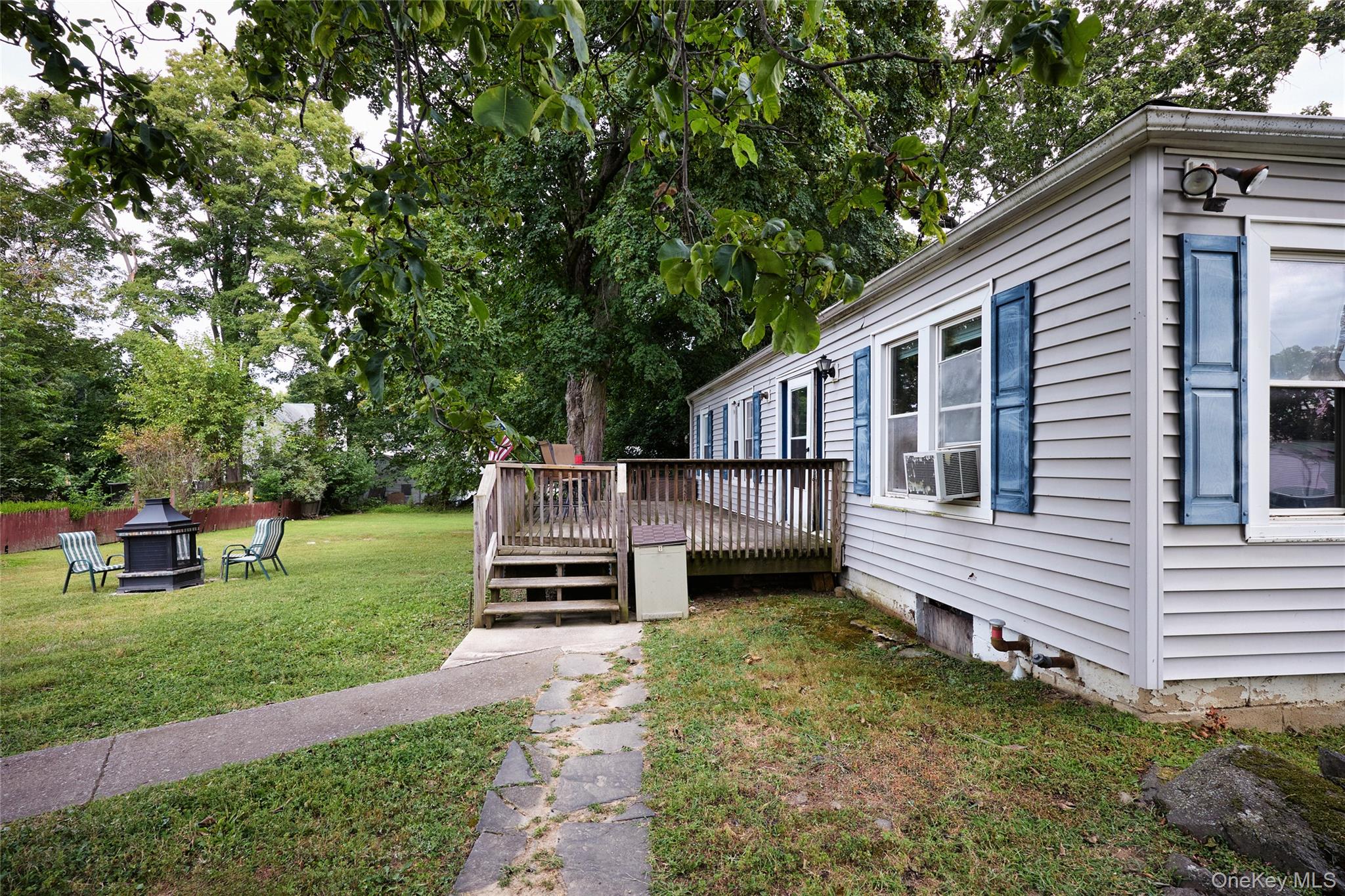 13 Parkview Terrace, Poughkeepsie, NY 12603