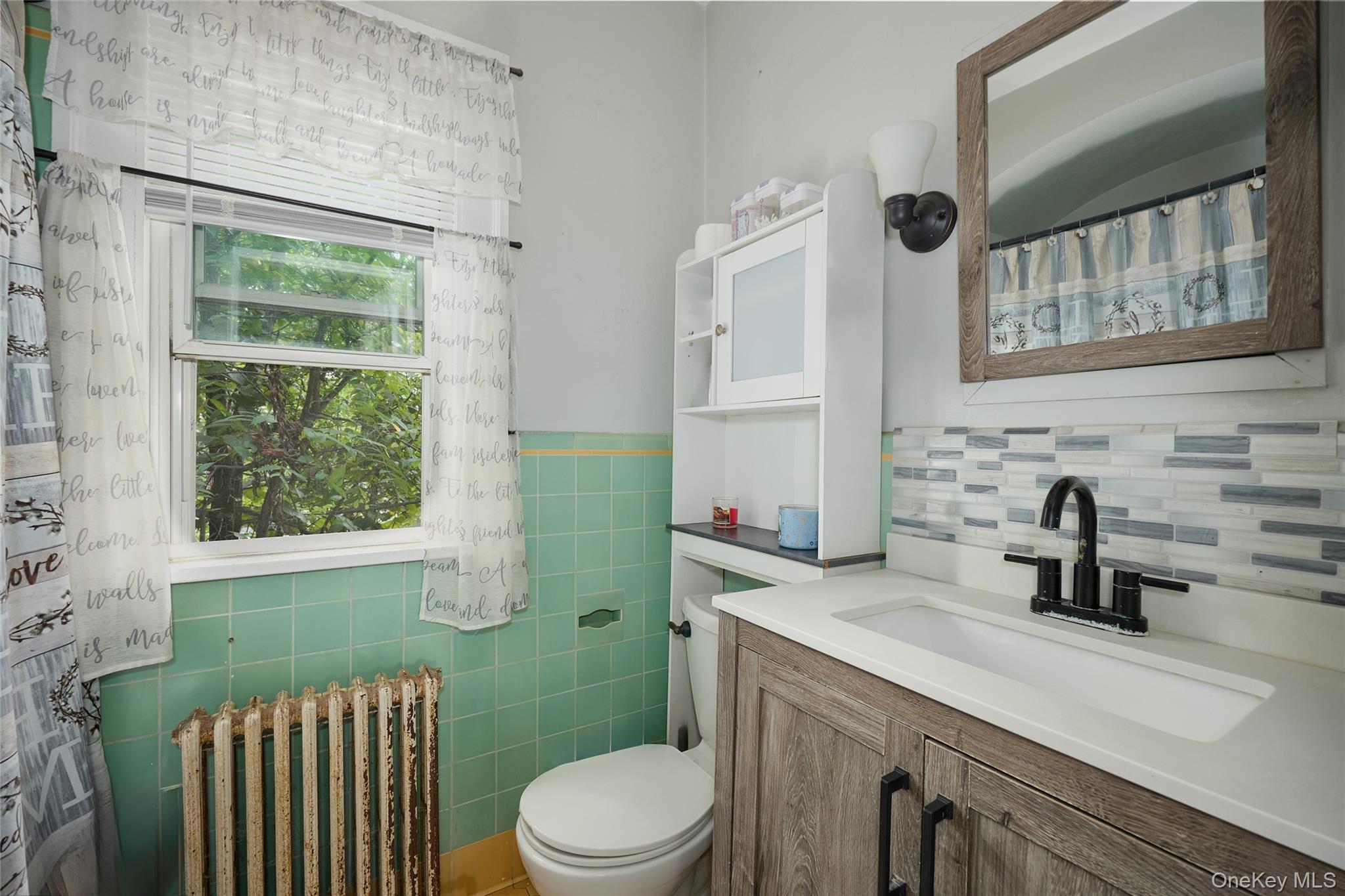 13 Parkview Terrace, Poughkeepsie, NY 12603