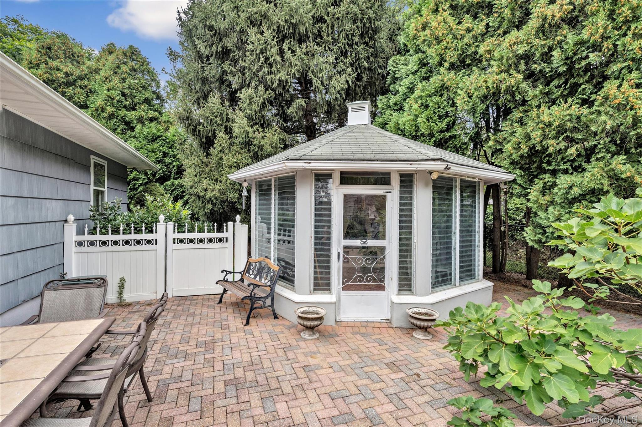 9 Old Barto Road, Brookhaven, NY 11719