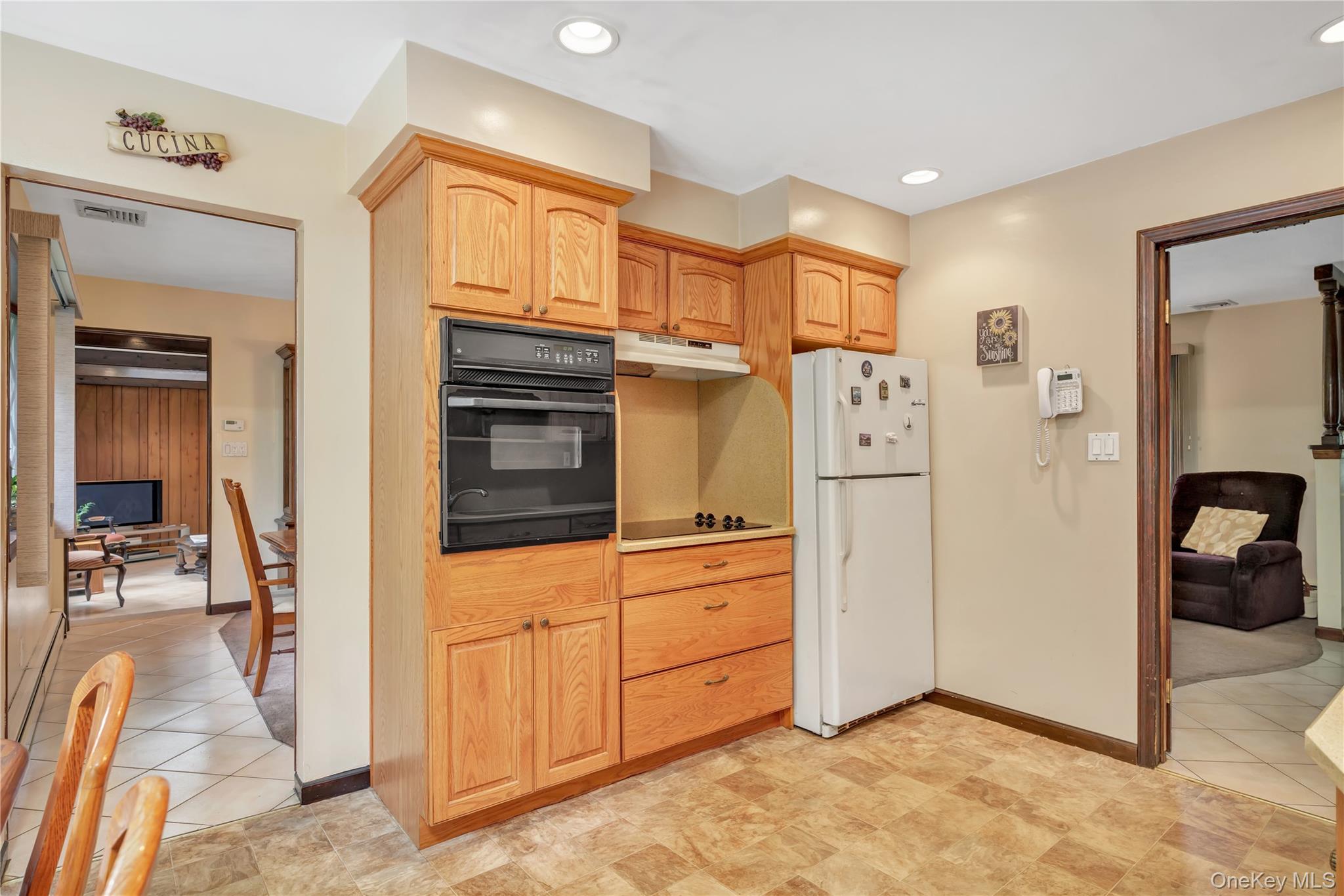 9 Old Barto Road, Brookhaven, NY 11719