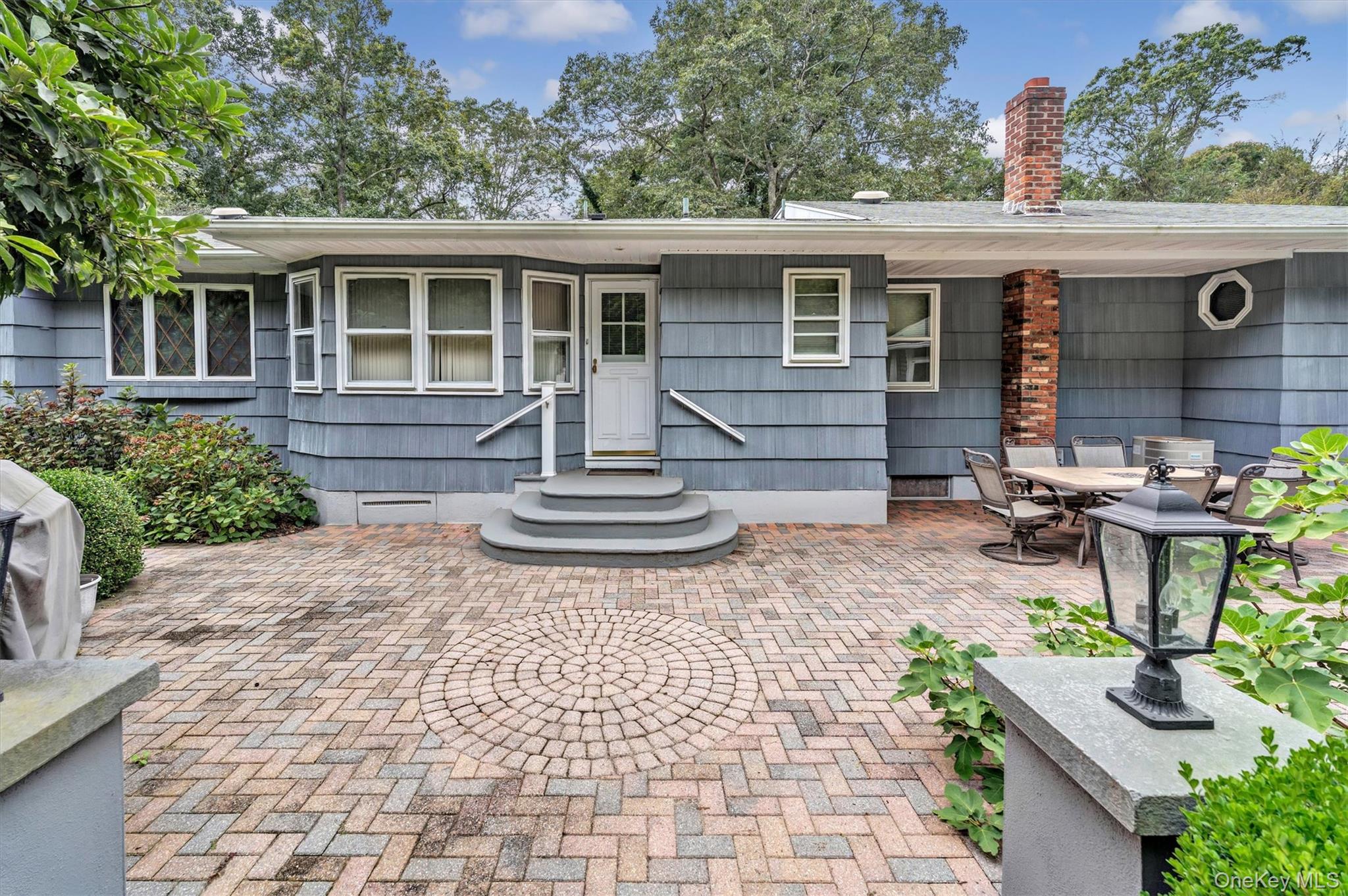 9 Old Barto Road, Brookhaven, NY 11719