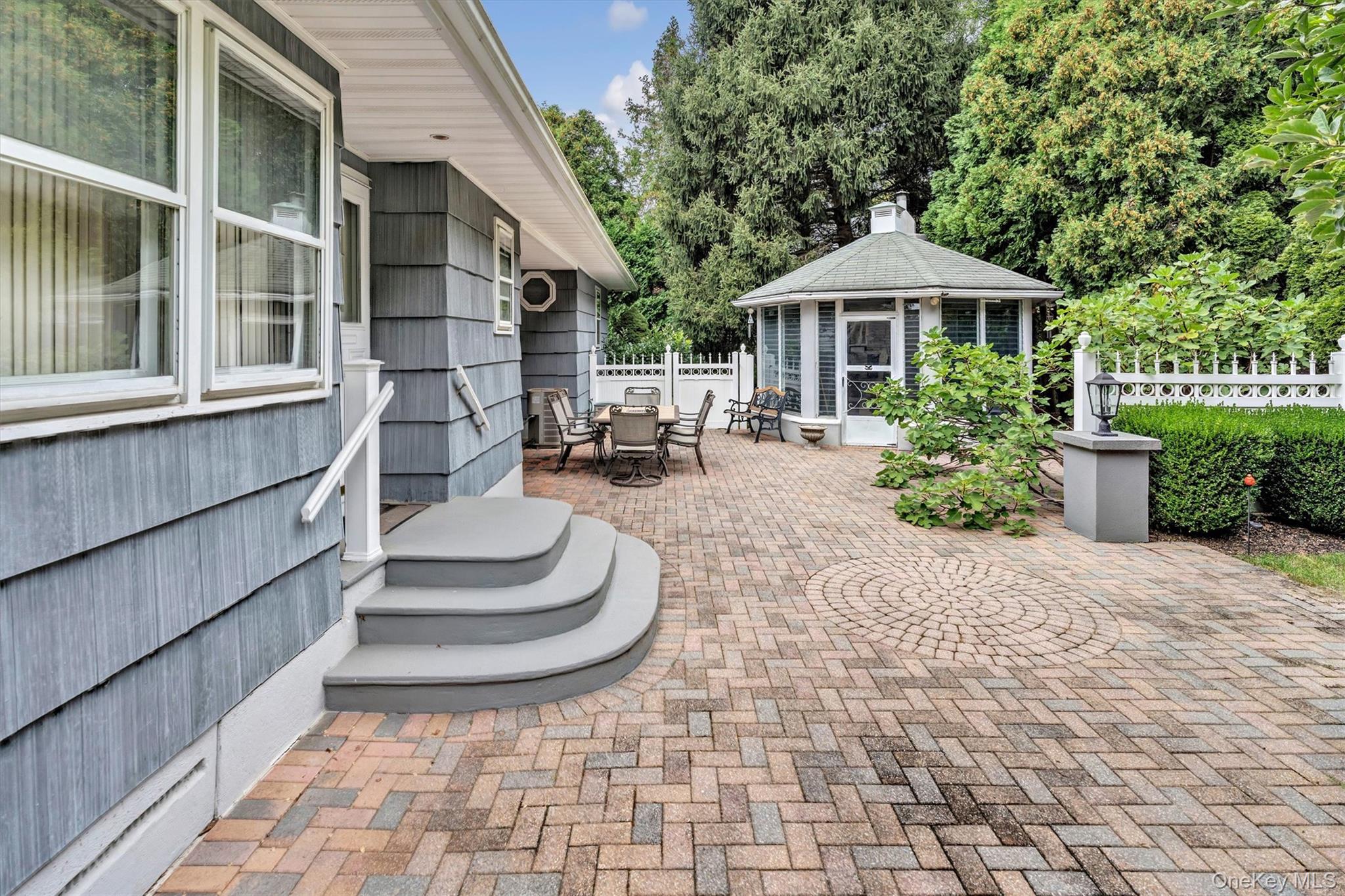 9 Old Barto Road, Brookhaven, NY 11719