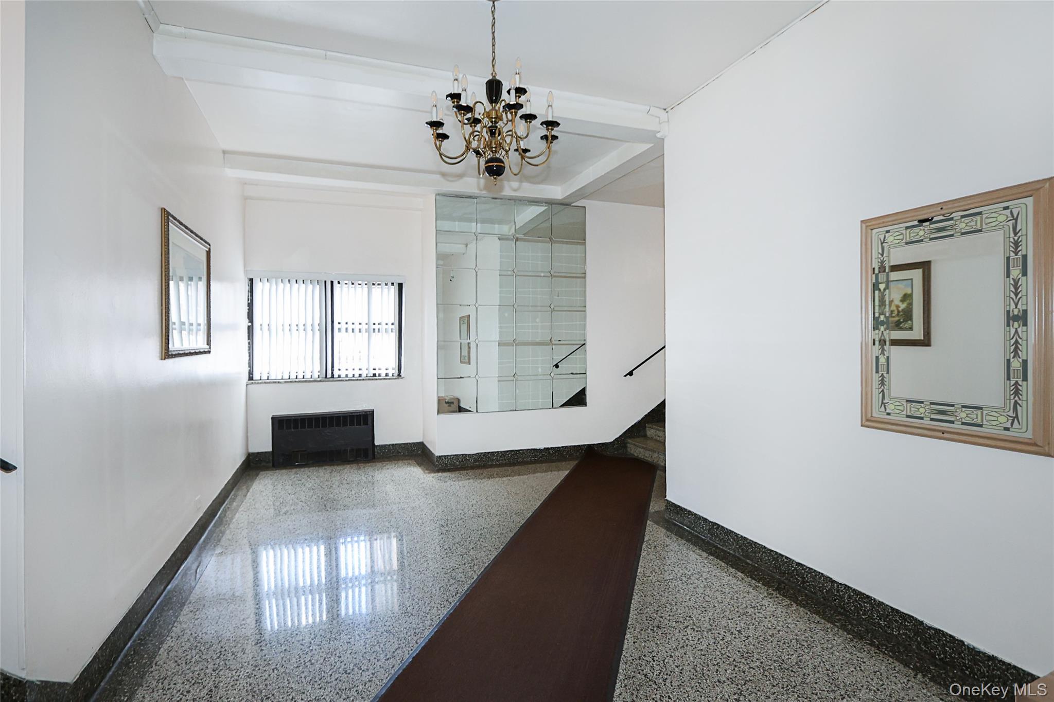 147-10 84th Road # 6K, Briarwood, NY 11435