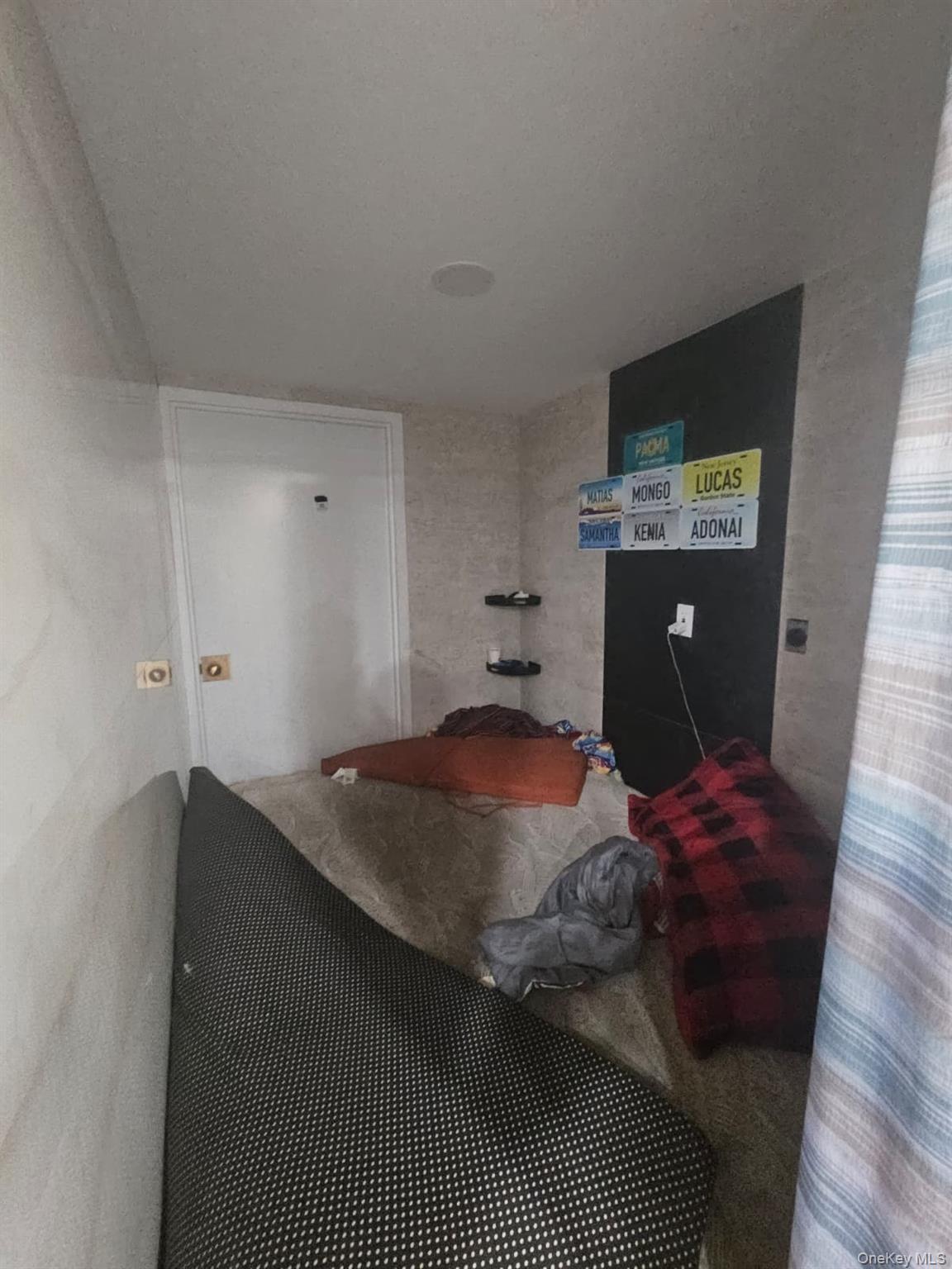 381 Route 32, Woodbury, NY 10917