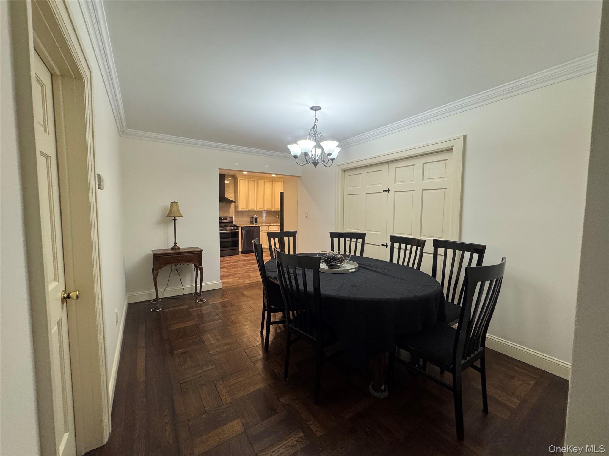 621 Merrick Road, Rockville Centre, NY 11570