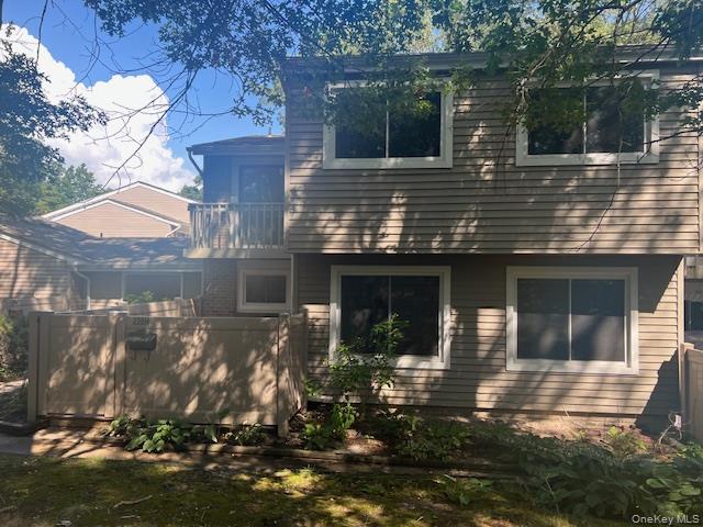228 Springmeadow Drive # H, Holbrook, NY 11741