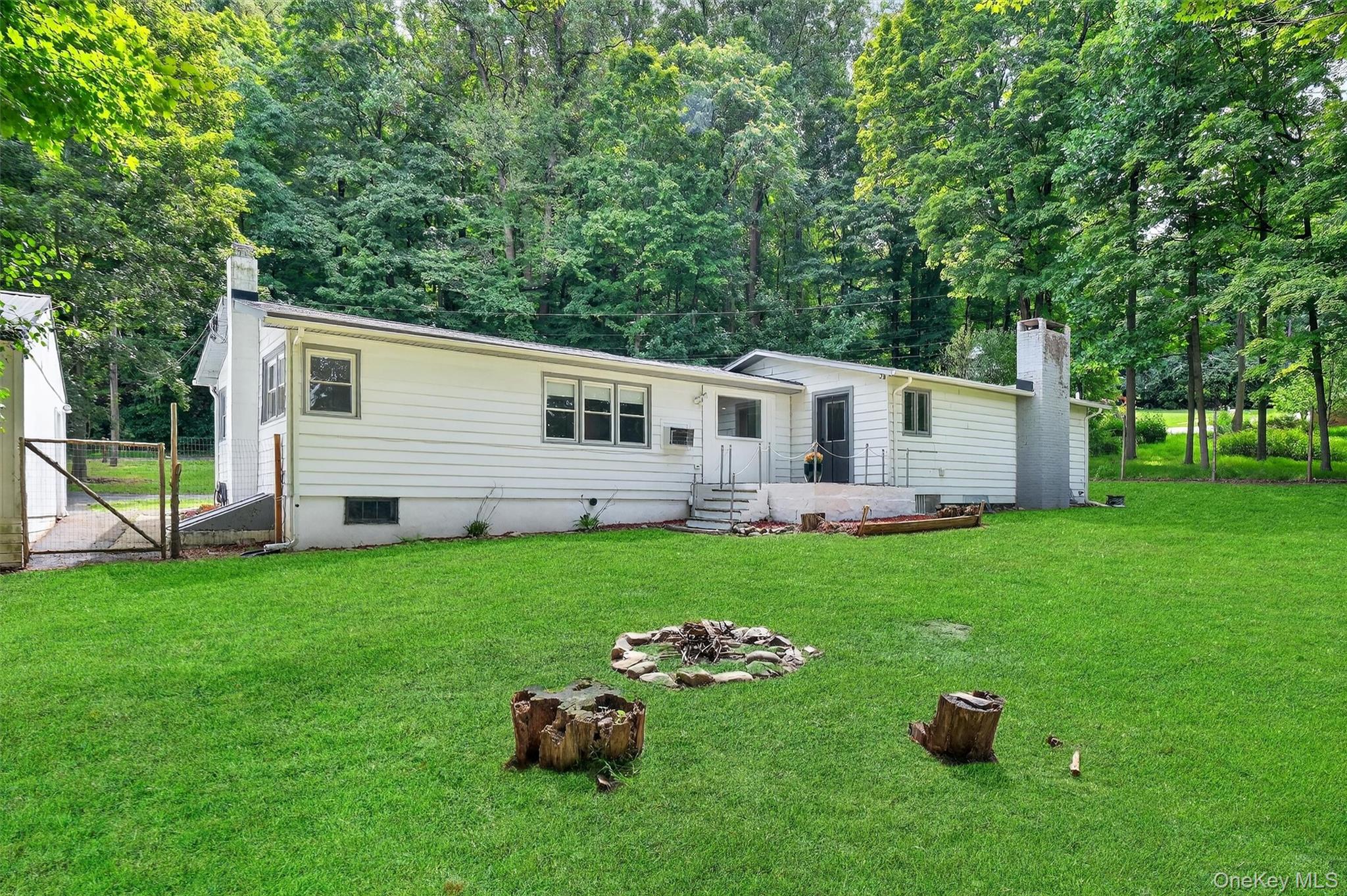 15 Fairview Road, Beacon, NY 12508