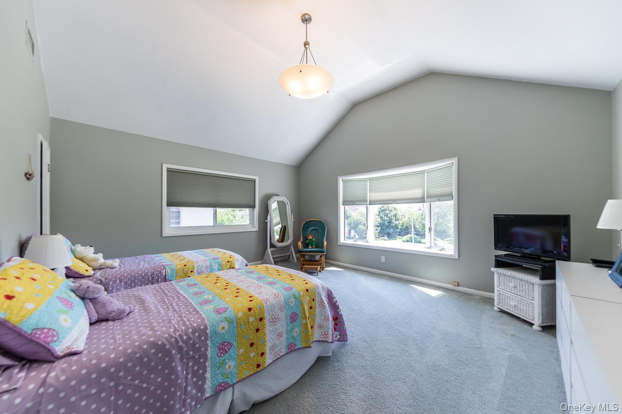 257 E Olive Street, Long Beach, NY 11561