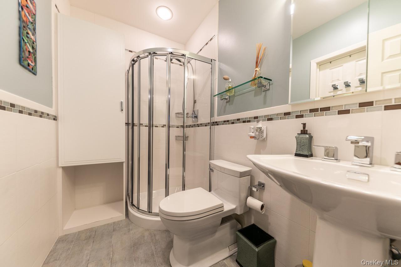 257 E Olive Street, Long Beach, NY 11561