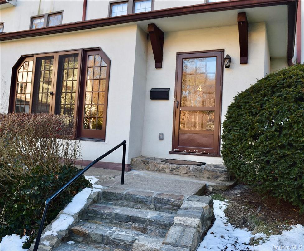 4 Prescott Square, Bronxville, NY 10708