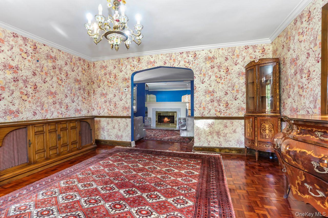 889 James Street, Pelham, NY 10803