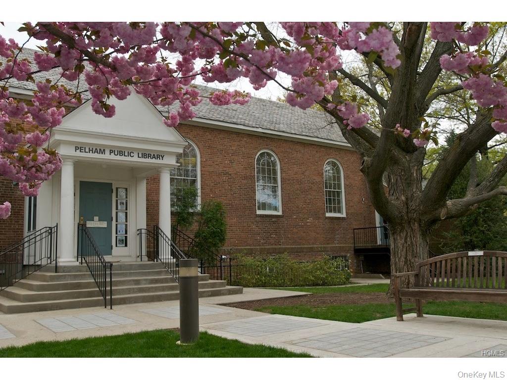 889 James Street, Pelham, NY 10803