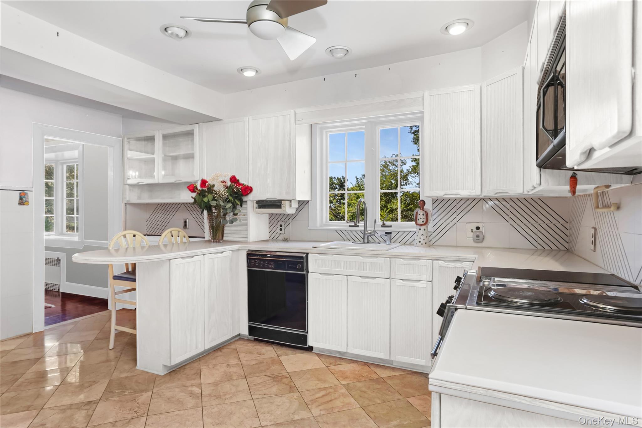 889 James Street, Pelham, NY 10803