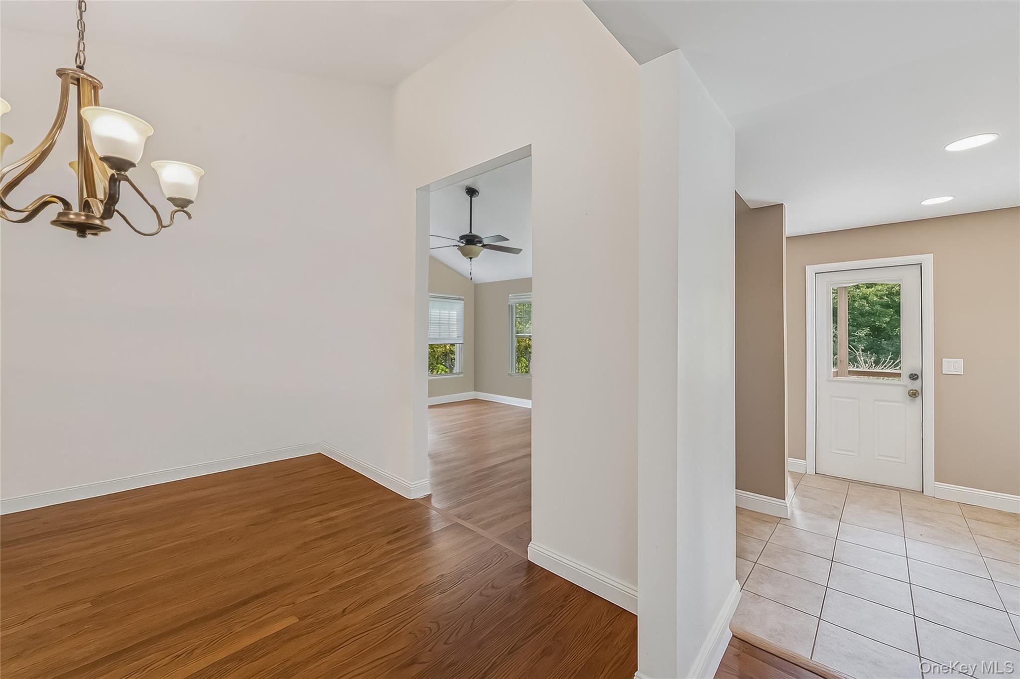 18 Shirley Street, Center Moriches, NY 11934