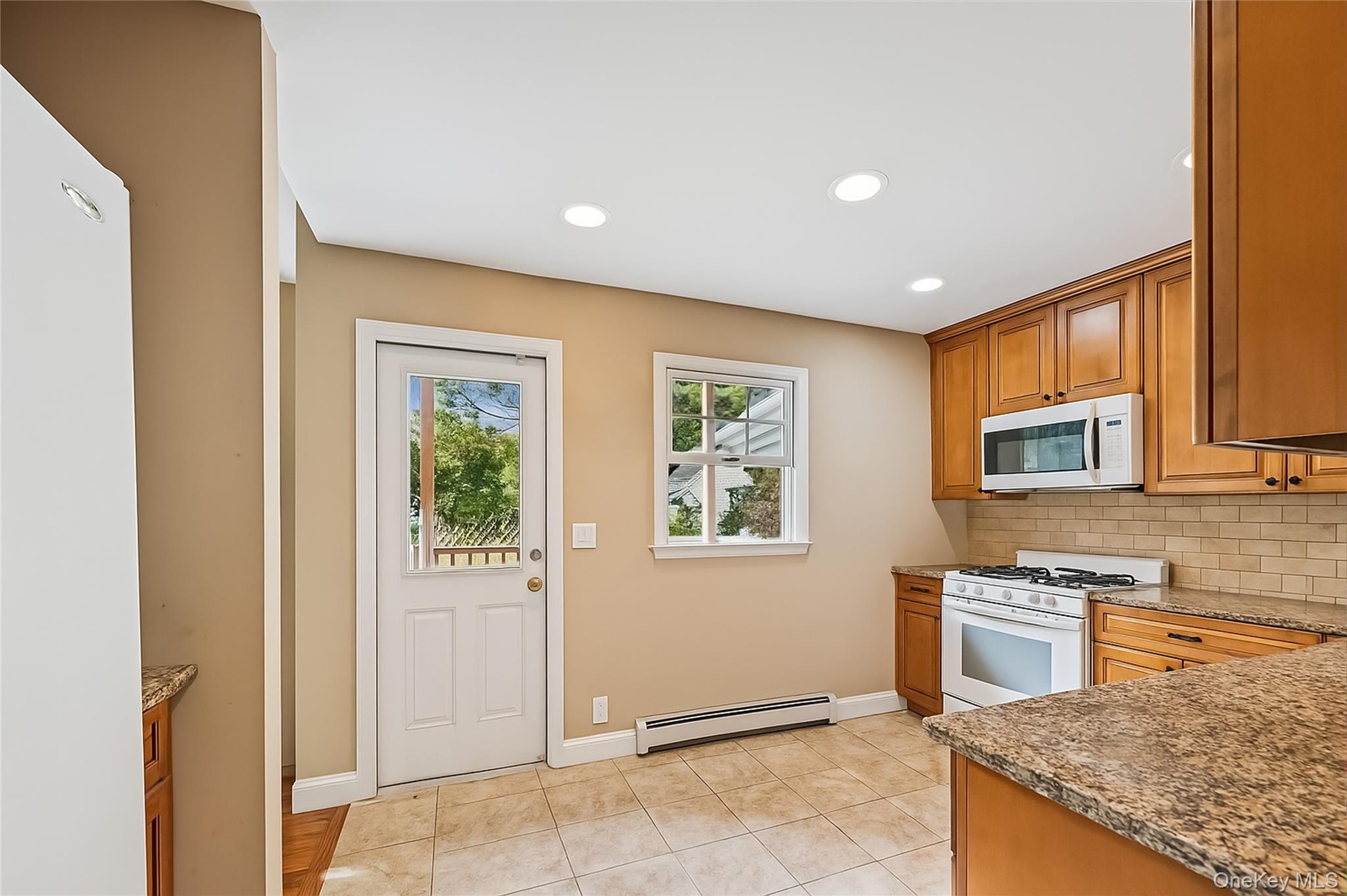 18 Shirley Street, Center Moriches, NY 11934