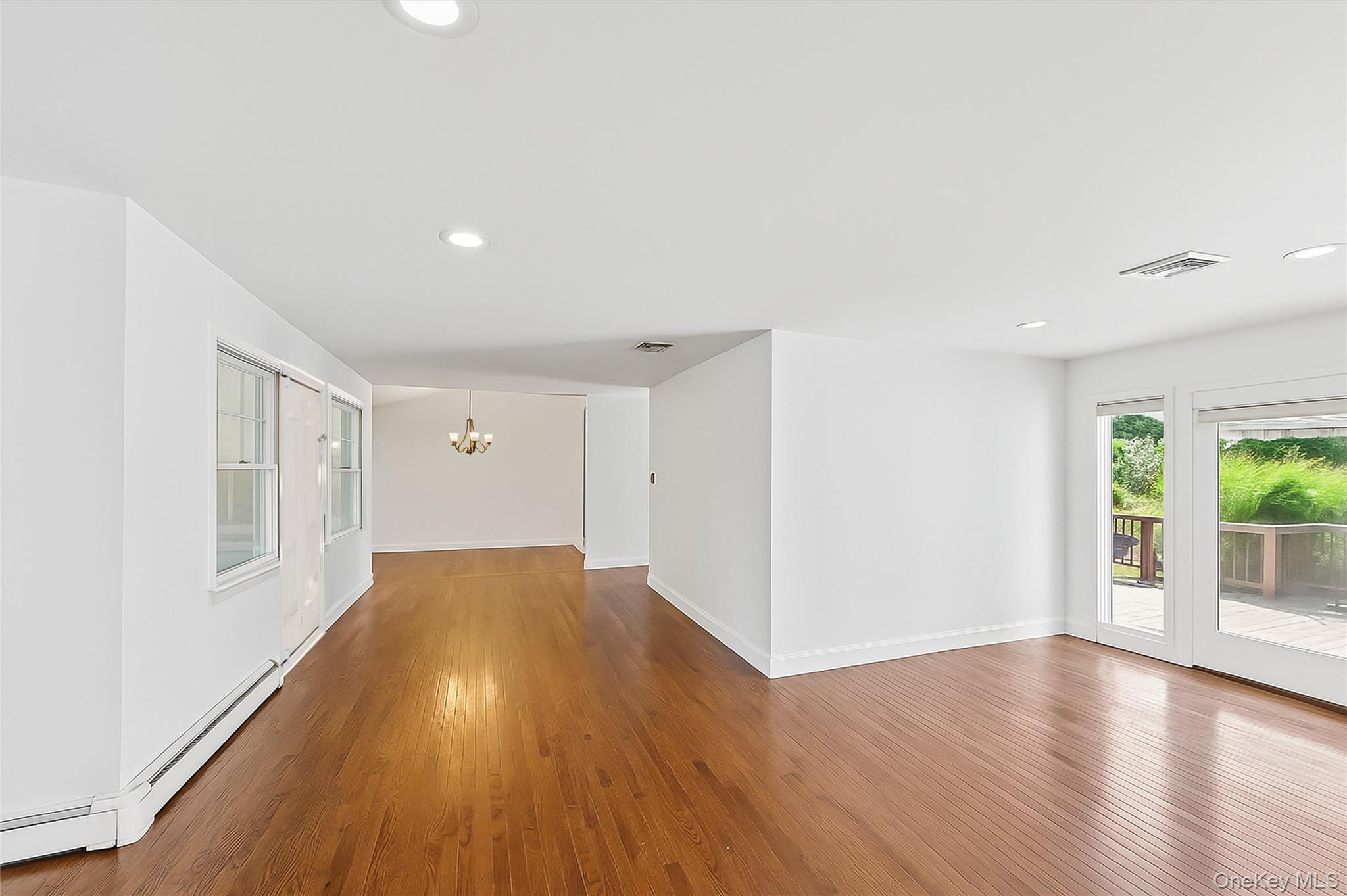 18 Shirley Street, Center Moriches, NY 11934