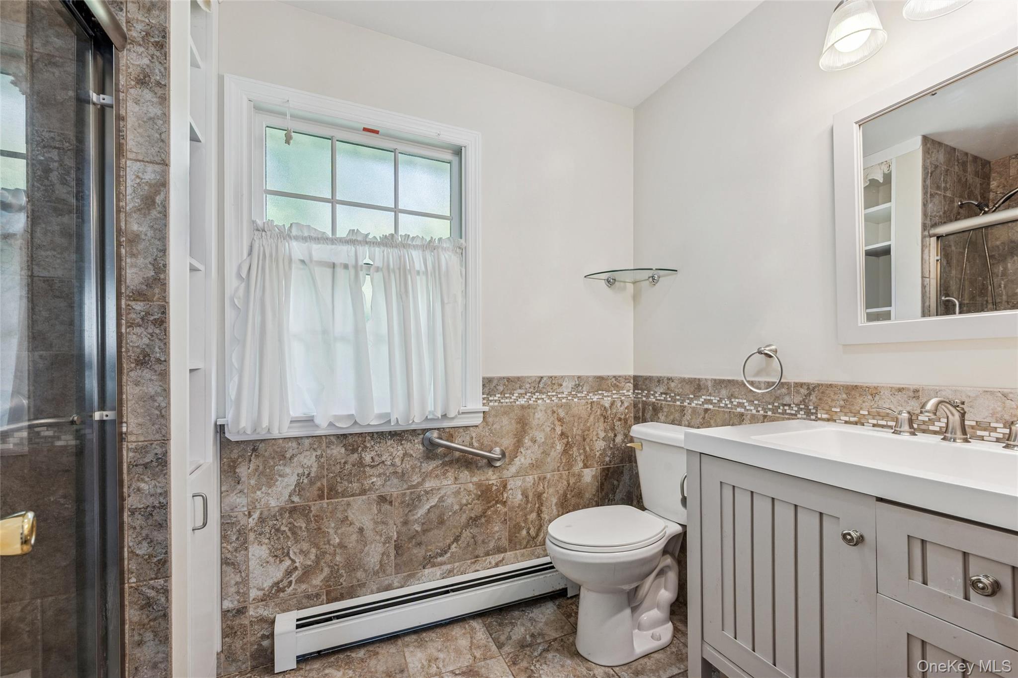 18 Shirley Street, Center Moriches, NY 11934