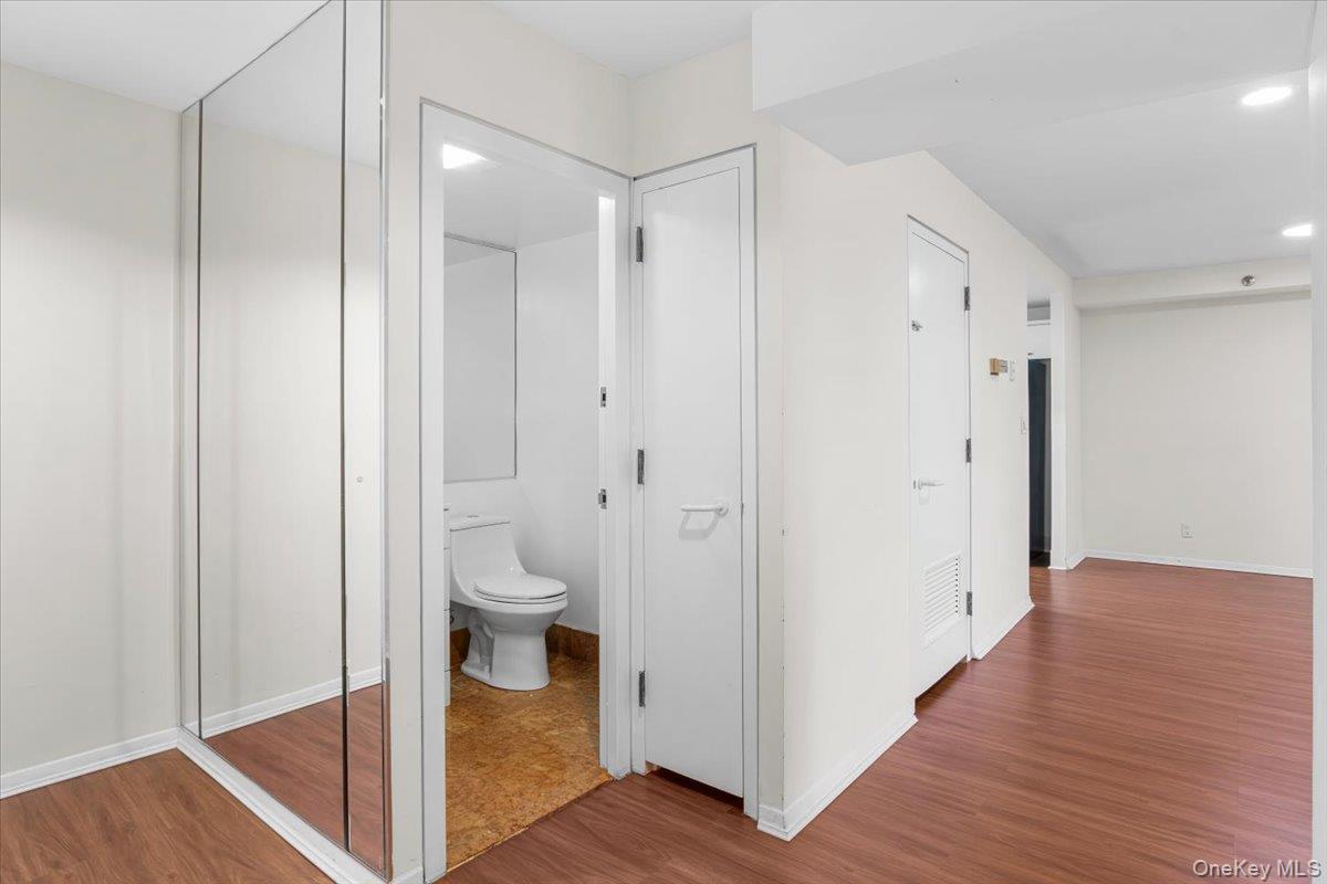 100 Cuttermill Road # 3F, Great Neck, NY 11021