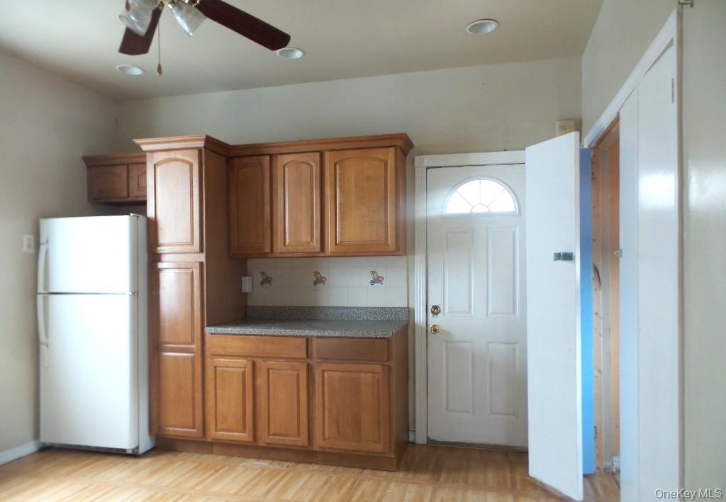 1048 E 98th Street, Brooklyn, NY 11236