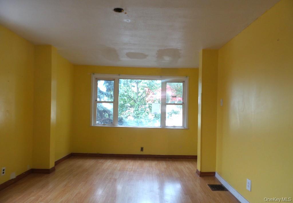 1048 E 98th Street, Brooklyn, NY 11236