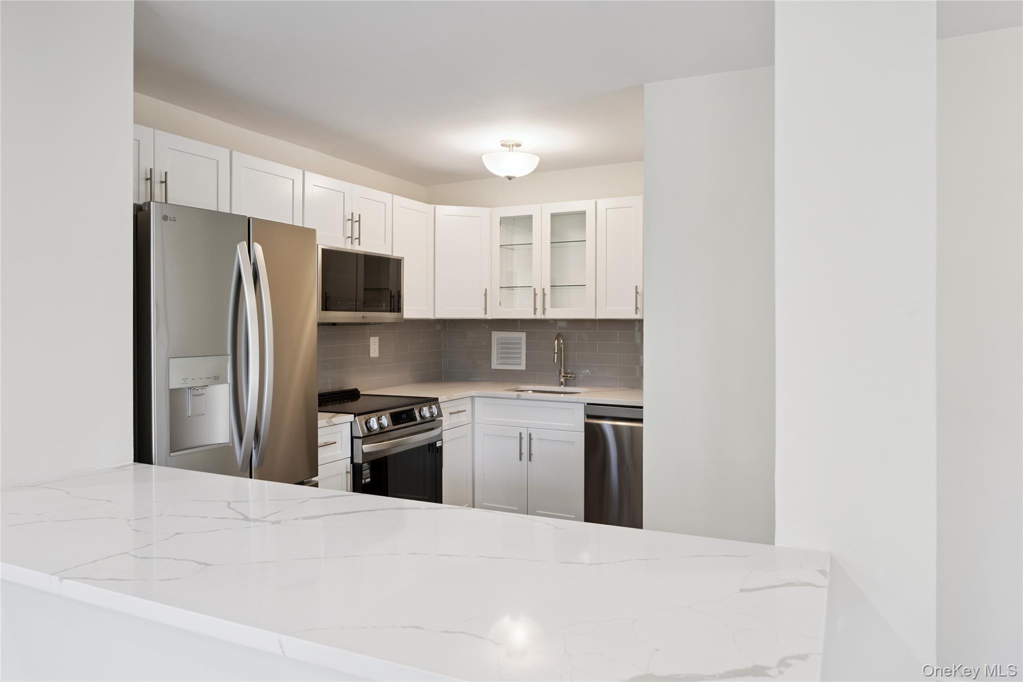 7-04 166th Street # 6A, Beechhurst, NY 11357