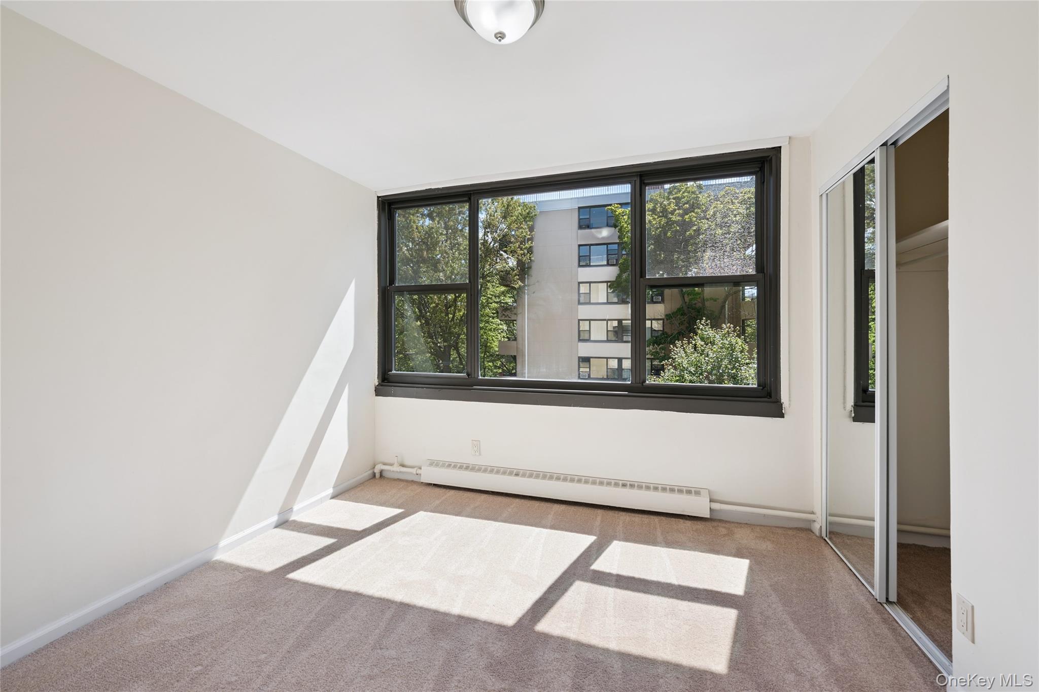 7-04 166th Street # 6A, Beechhurst, NY 11357