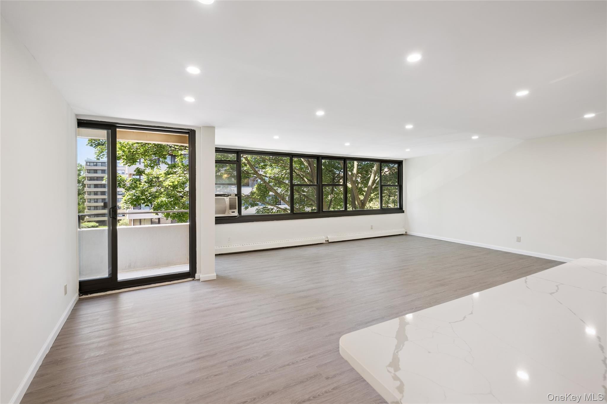 7-04 166th Street # 6A, Beechhurst, NY 11357