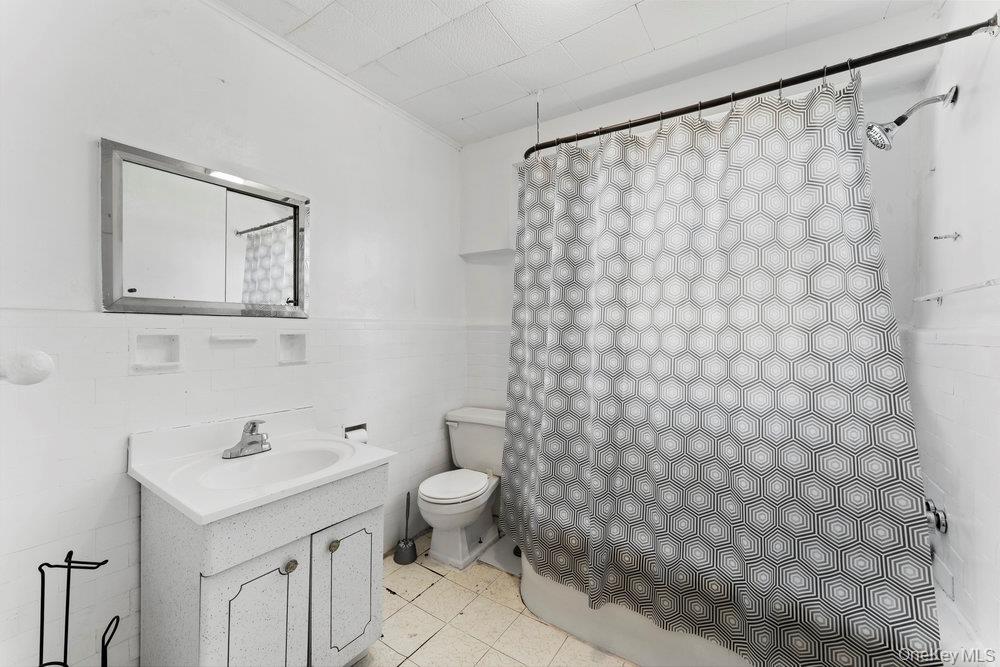 102-05 217th Street, Queens Village, NY 11429