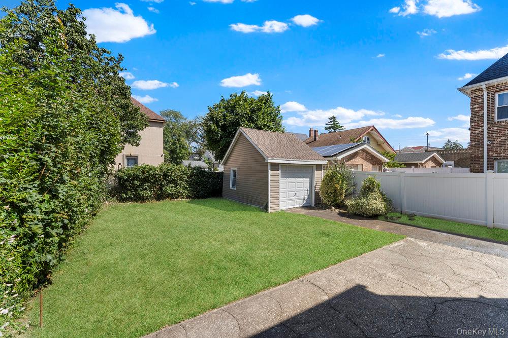 102-05 217th Street, Queens Village, NY 11429