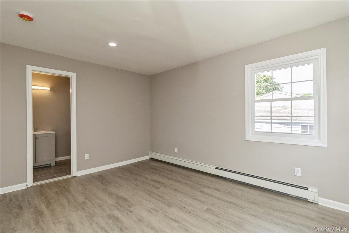 509 Hampton Avenue, Bellport, NY 11713