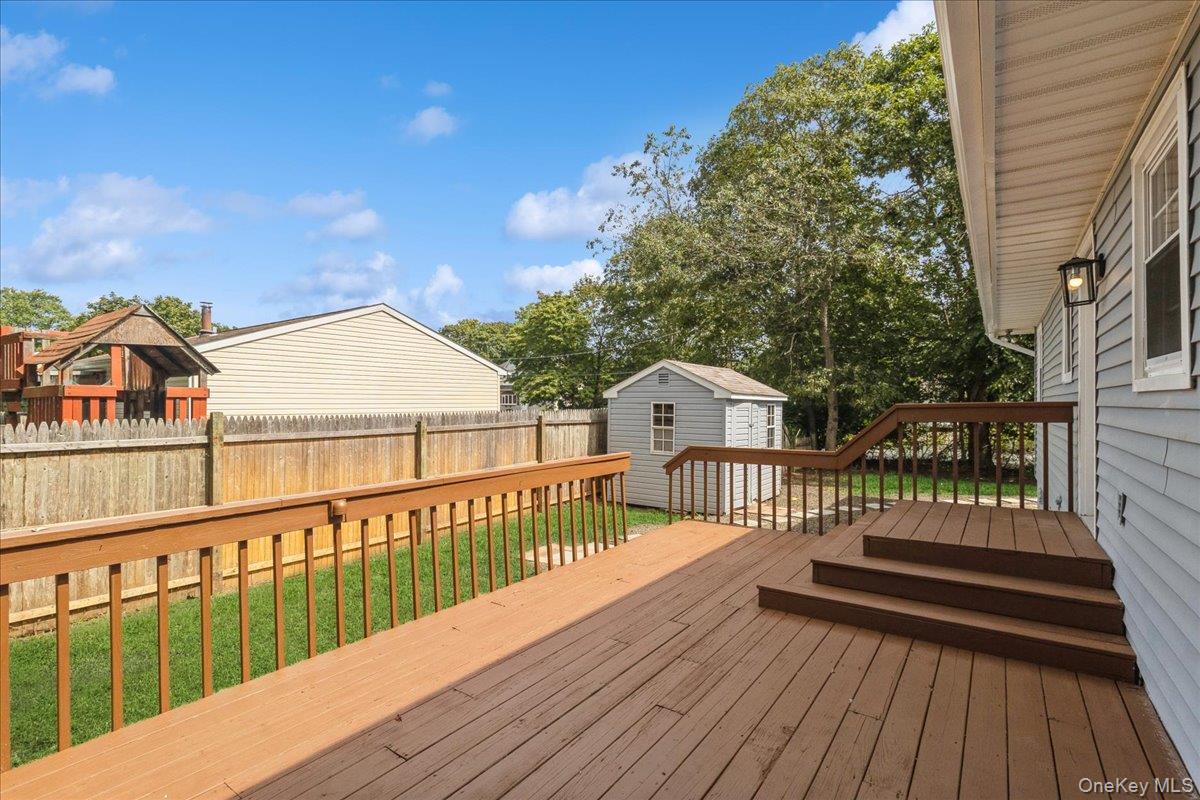 509 Hampton Avenue, Bellport, NY 11713