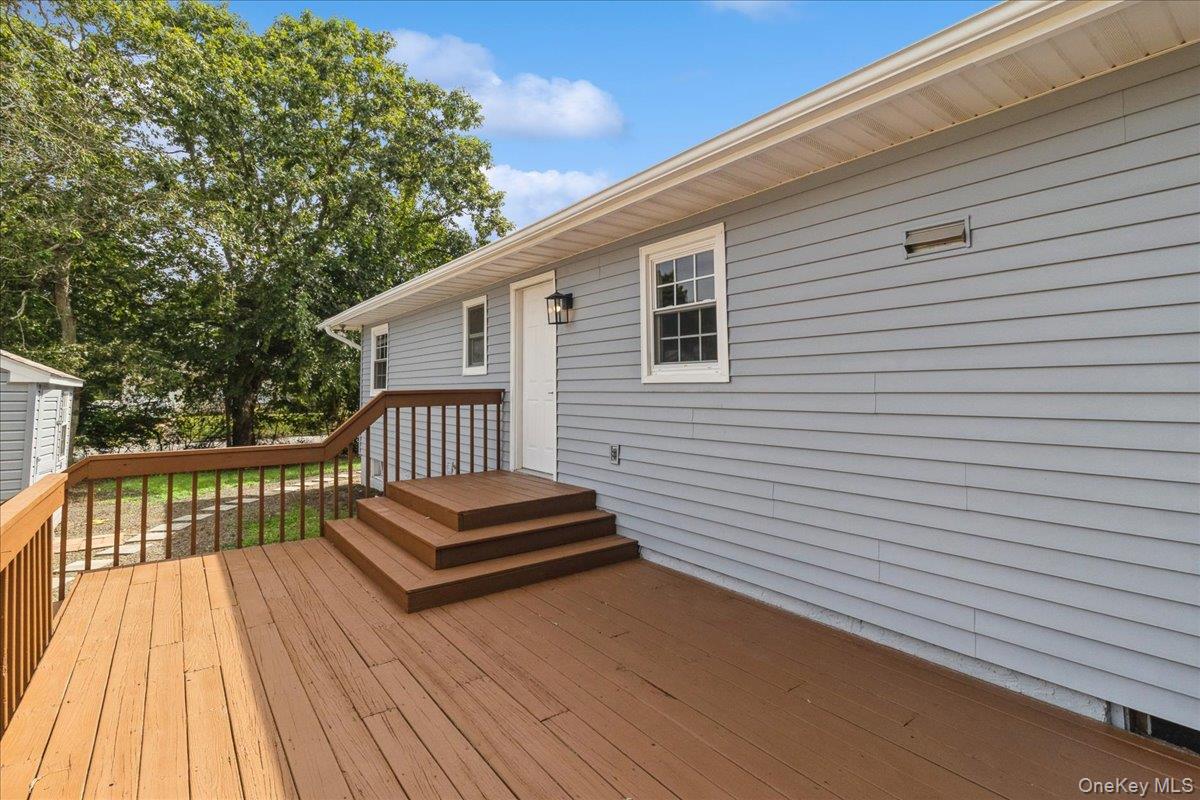 509 Hampton Avenue, Bellport, NY 11713