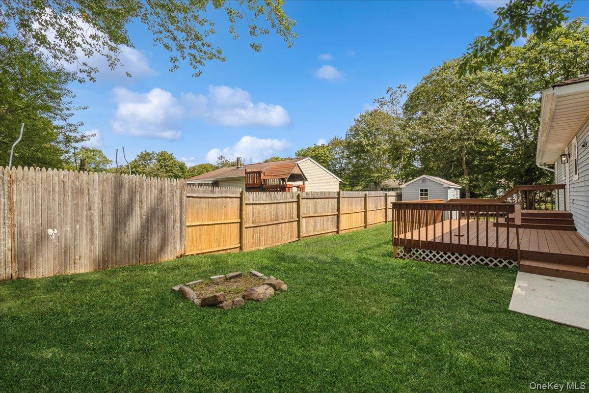 509 Hampton Avenue, Bellport, NY 11713