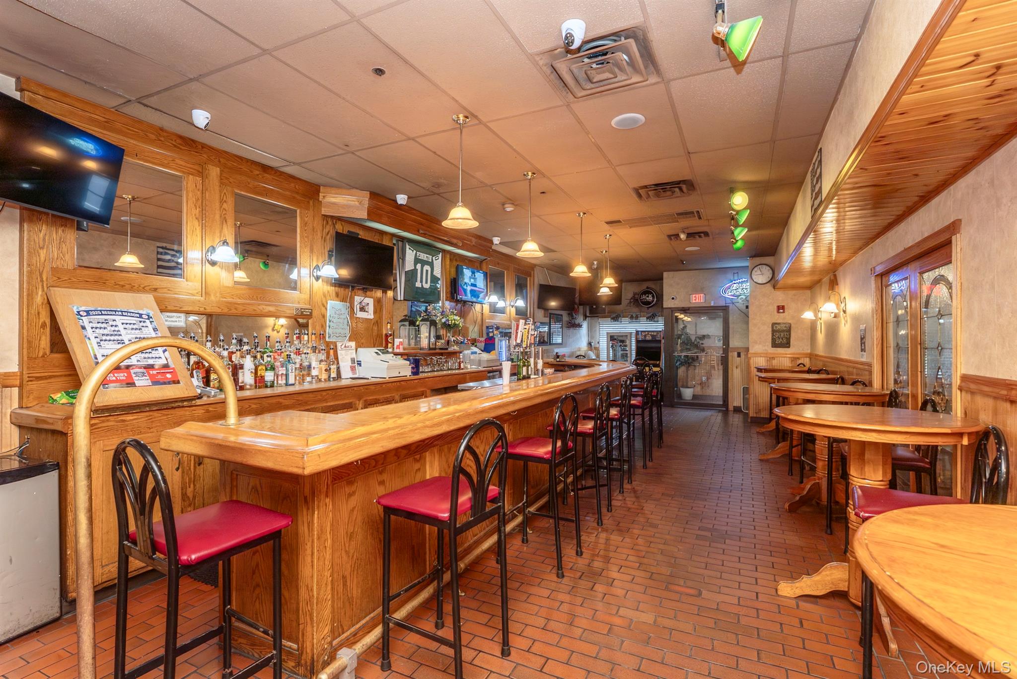 226 Kingston Plaza, Kingston, NY 12401