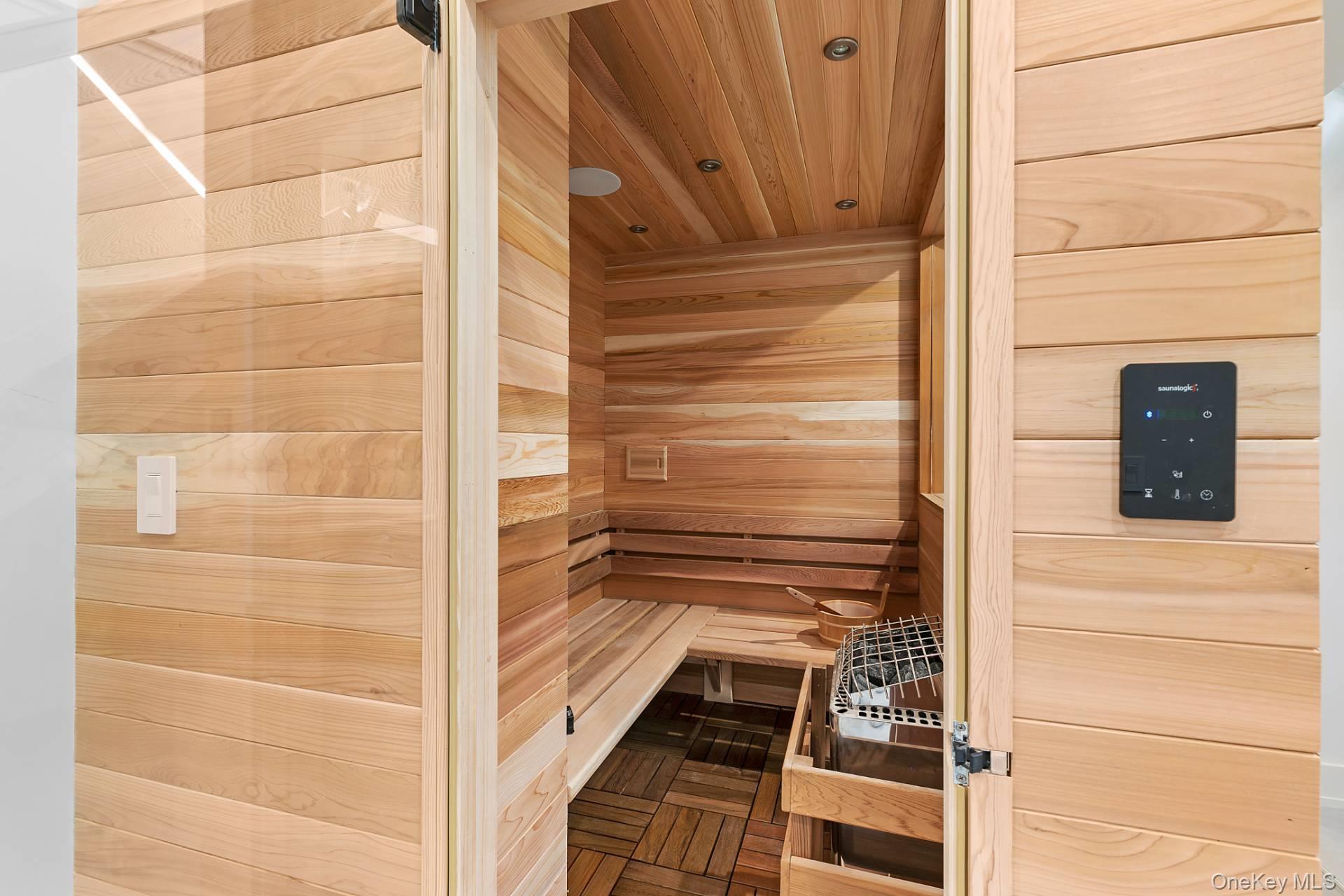 40 Lincoln Street, East Hampton, NY 11963