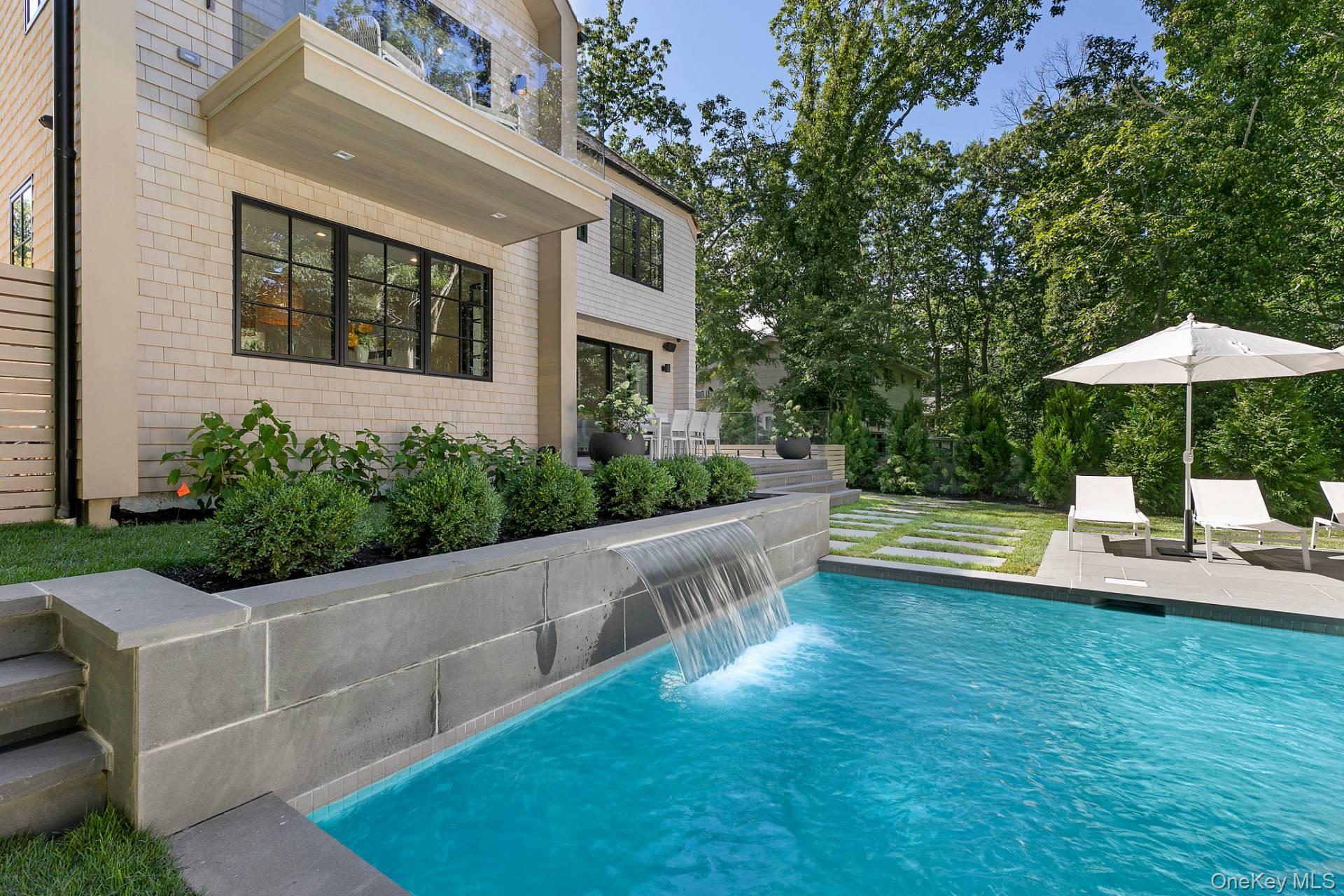 40 Lincoln Street, East Hampton, NY 11963