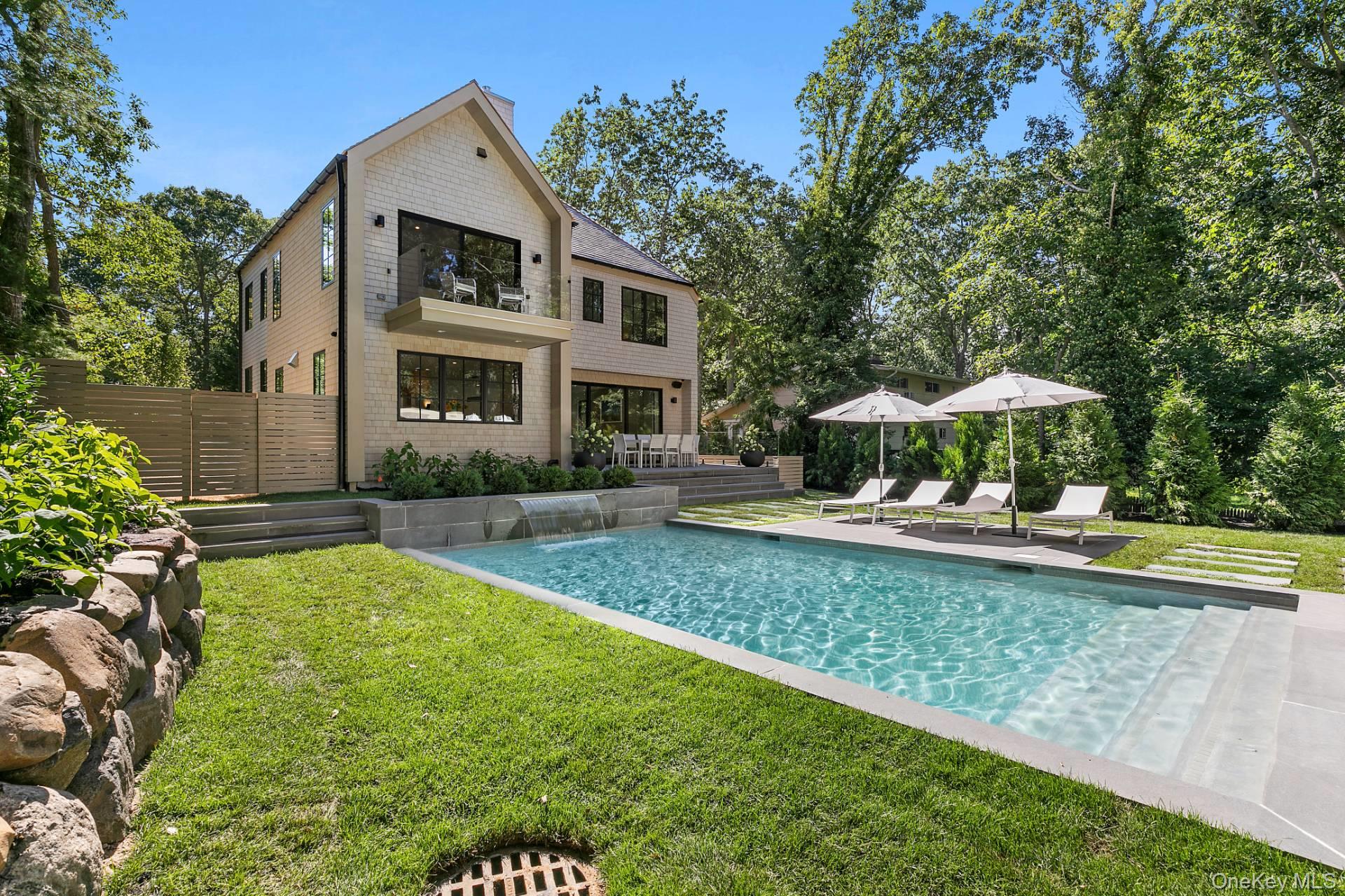 40 Lincoln Street, East Hampton, NY 11963