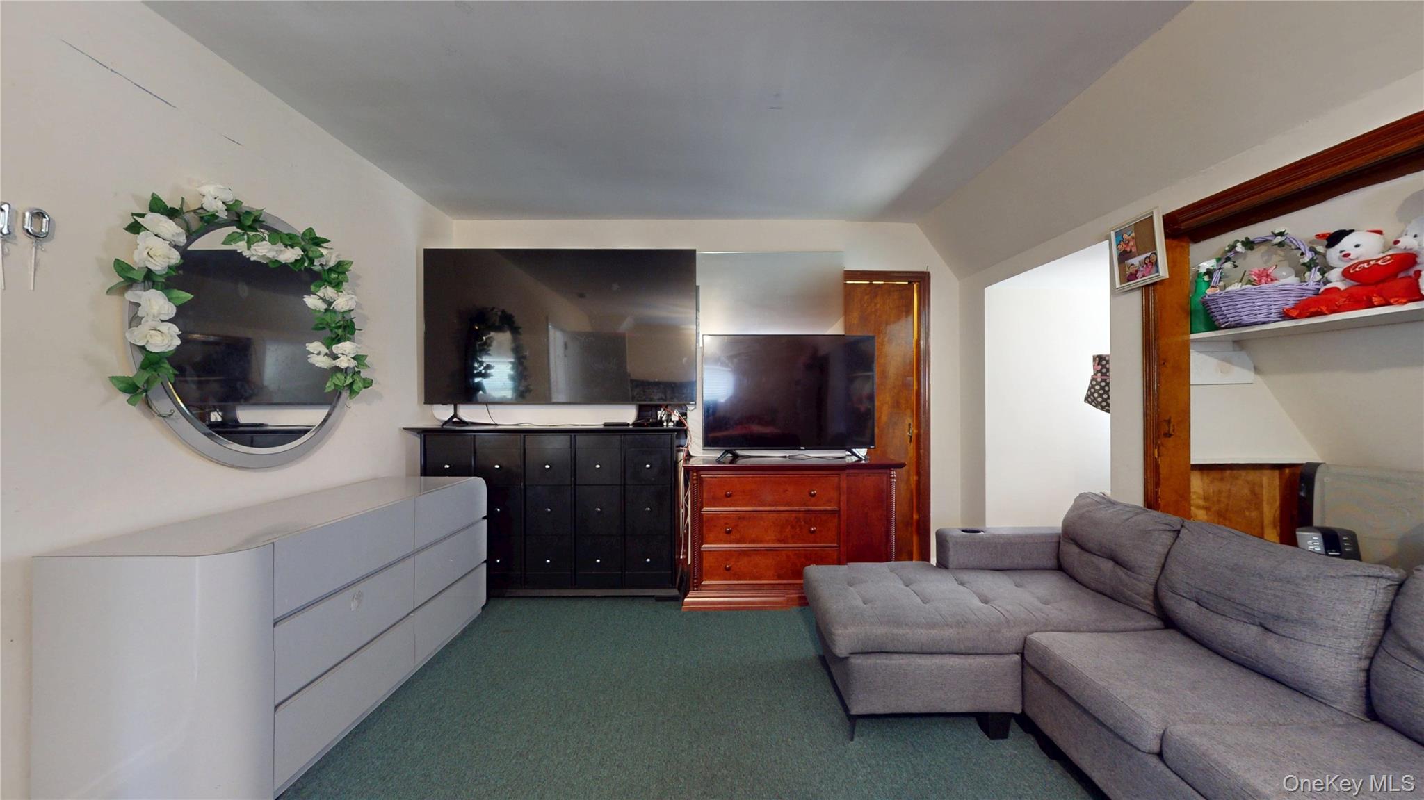 40 Wagner Avenue, Roosevelt, NY 11575