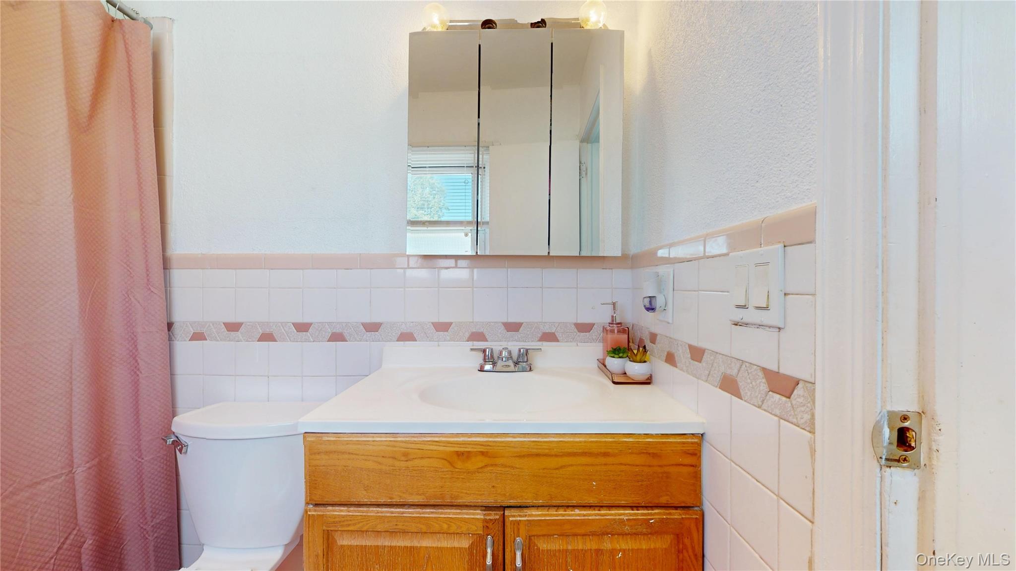 40 Wagner Avenue, Roosevelt, NY 11575