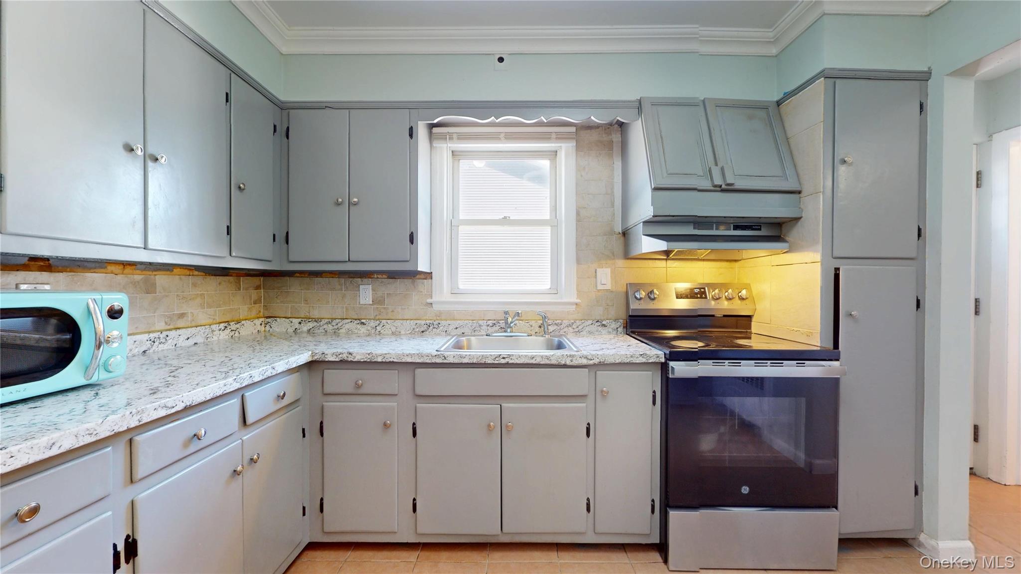 40 Wagner Avenue, Roosevelt, NY 11575