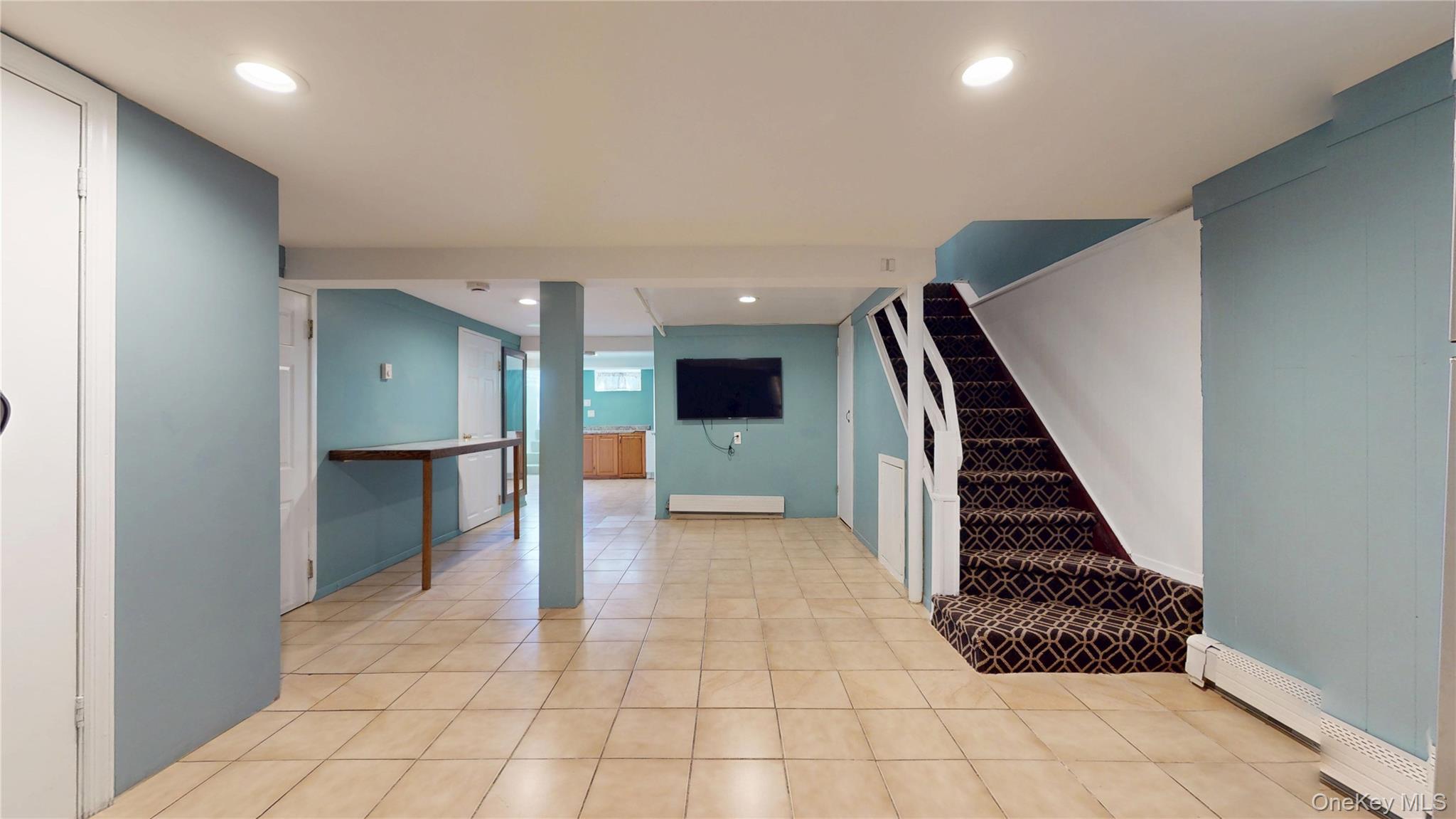 40 Wagner Avenue, Roosevelt, NY 11575