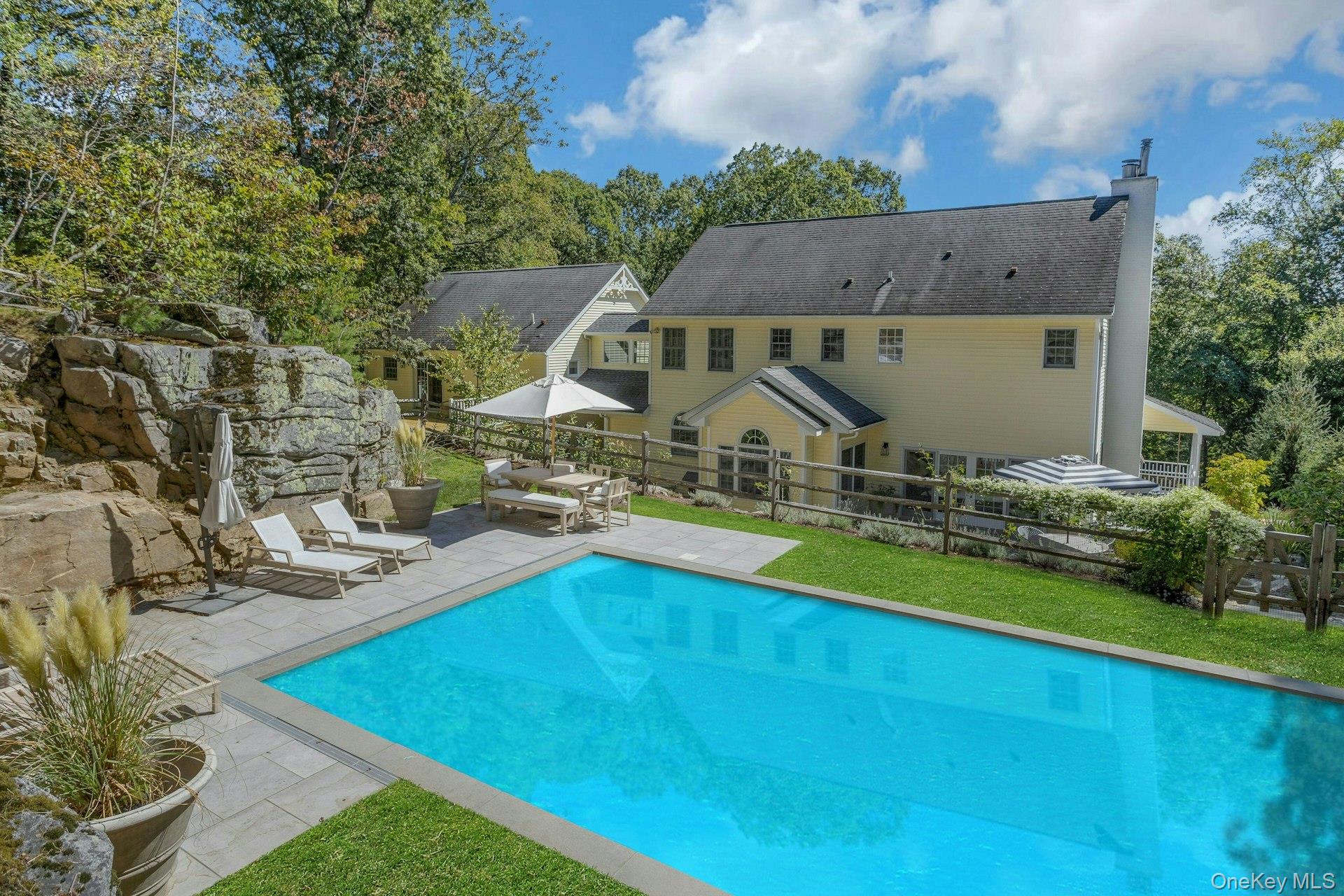 7/8 Douglas Drive, South Salem, NY 10590