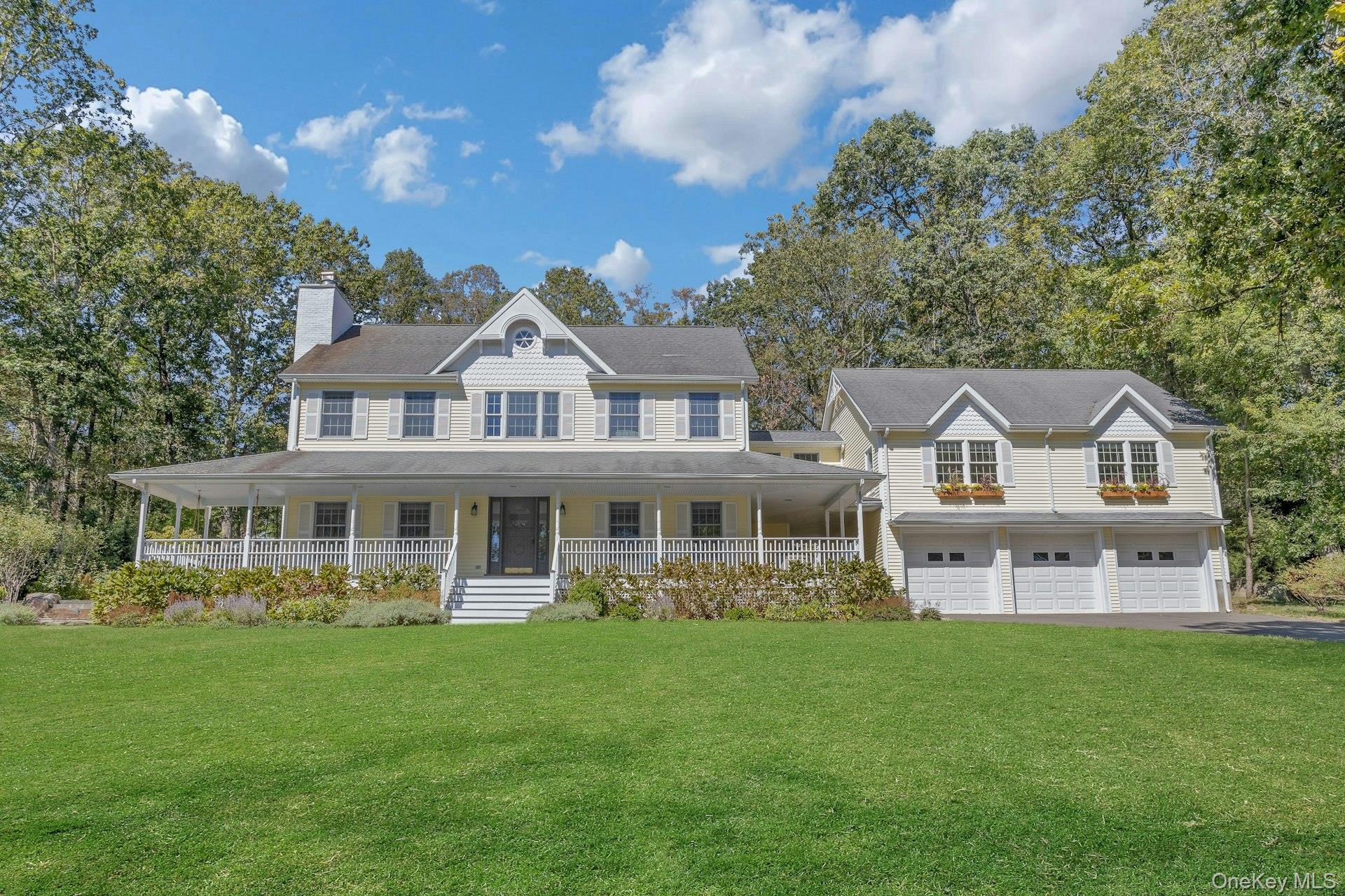 7/8 Douglas Drive, South Salem, NY 10590