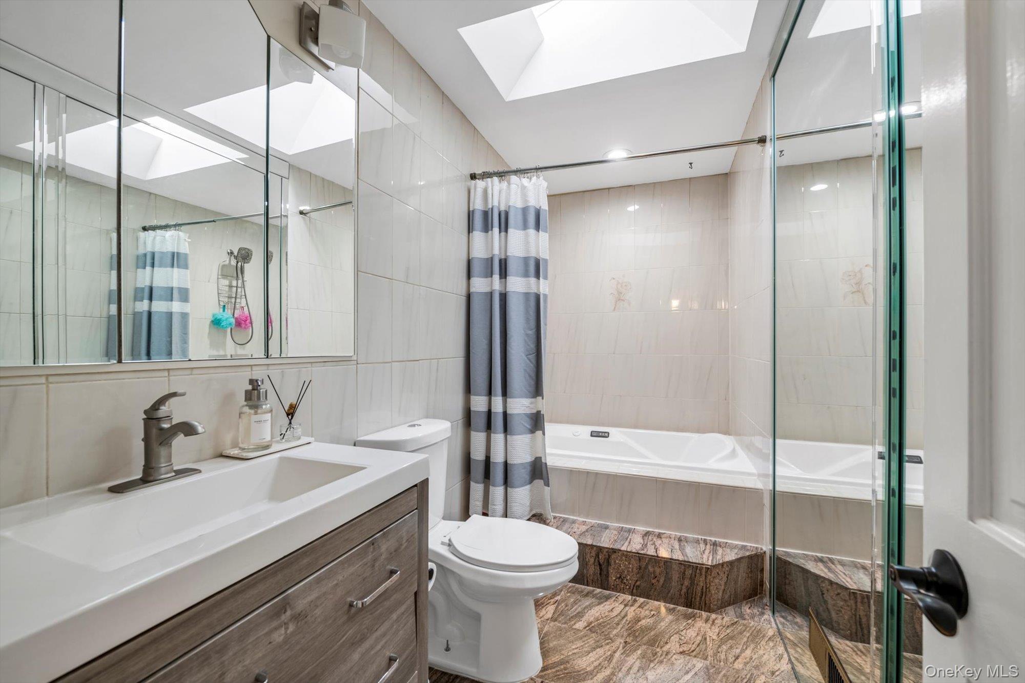 12 Julliard Drive, Plainview, NY 11803