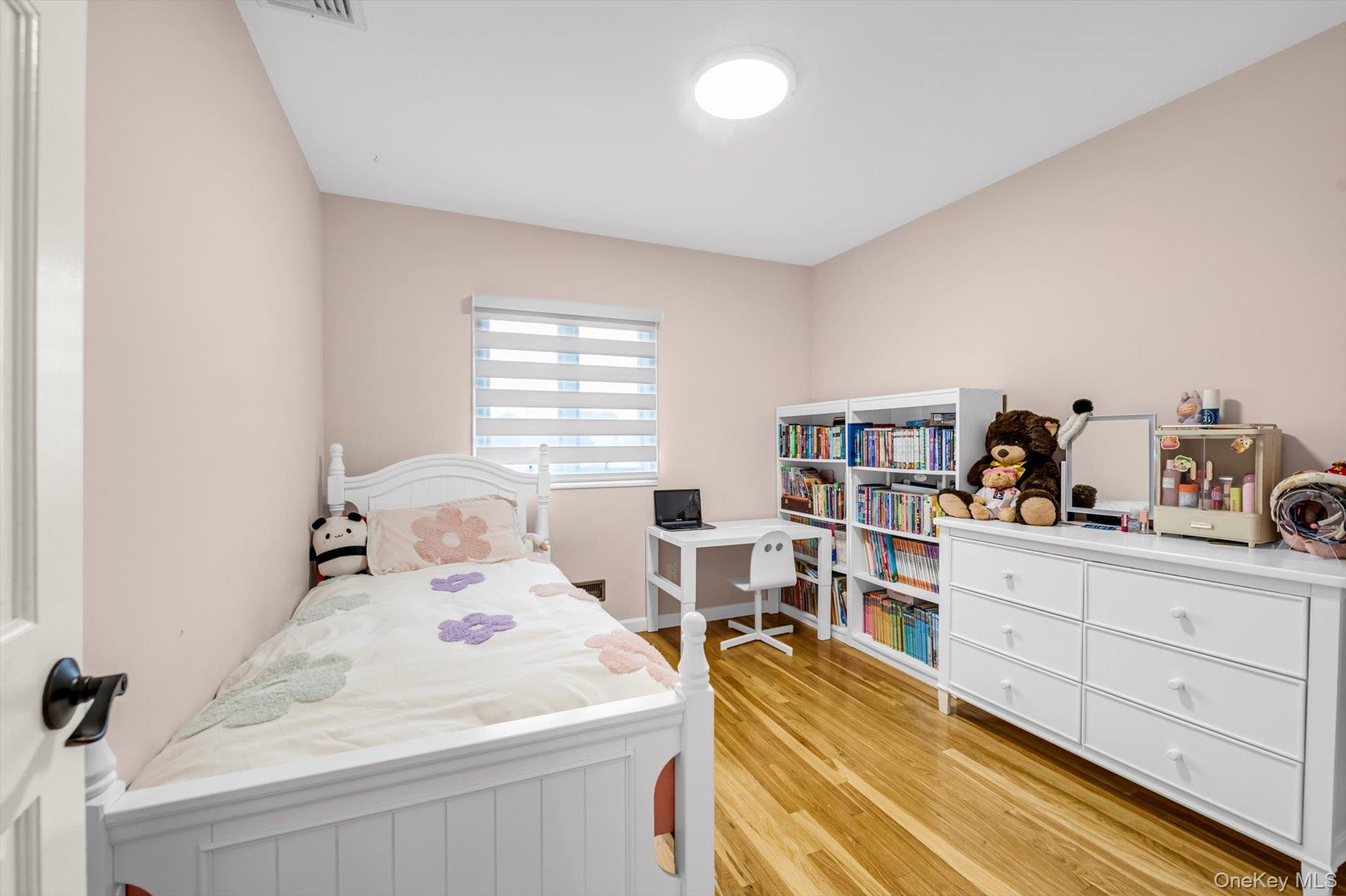 12 Julliard Drive, Plainview, NY 11803