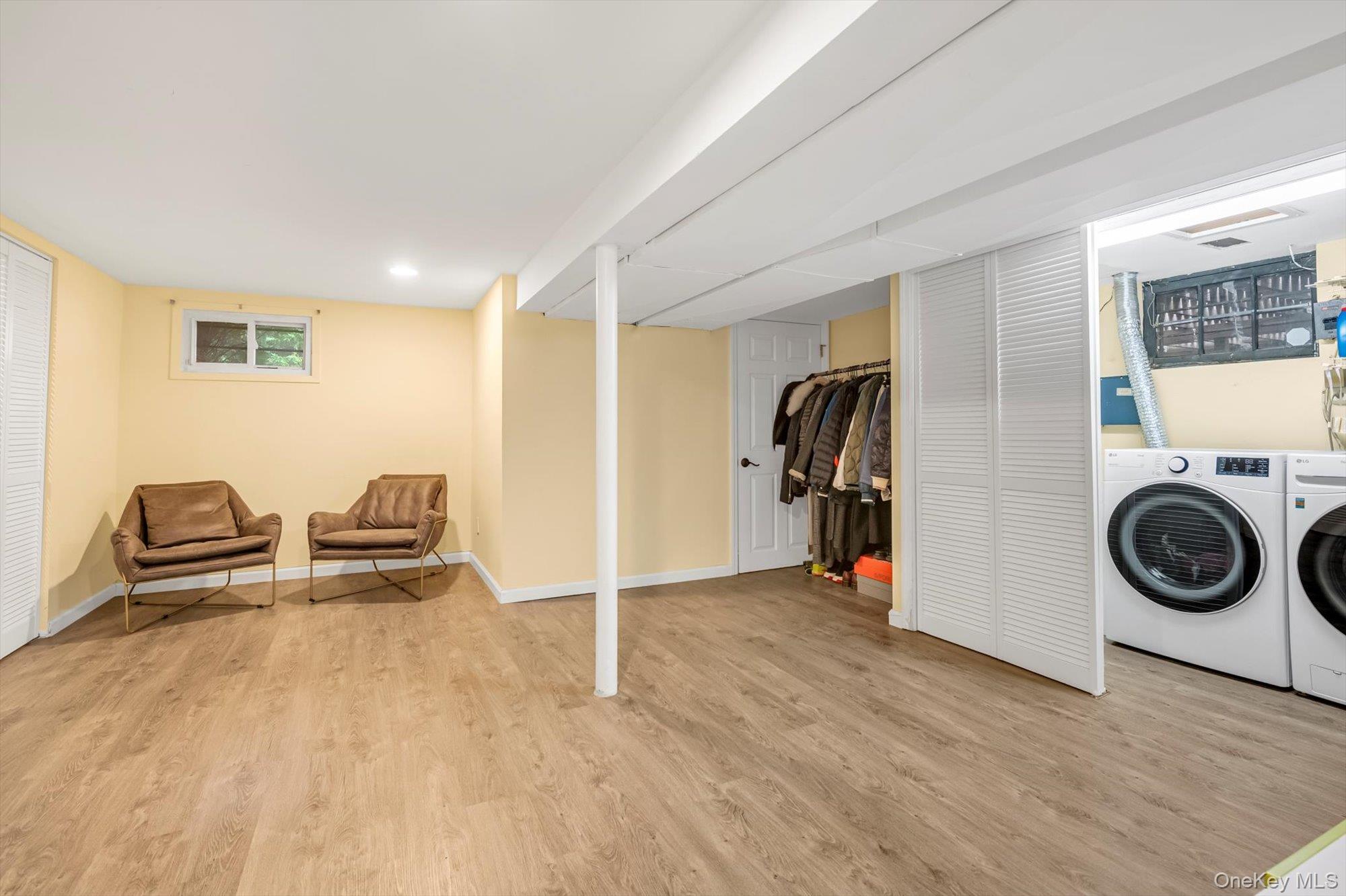 12 Julliard Drive, Plainview, NY 11803