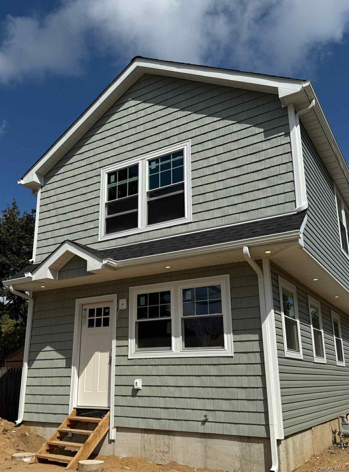 513 Washington Avenue, West Hempstead, NY 11552