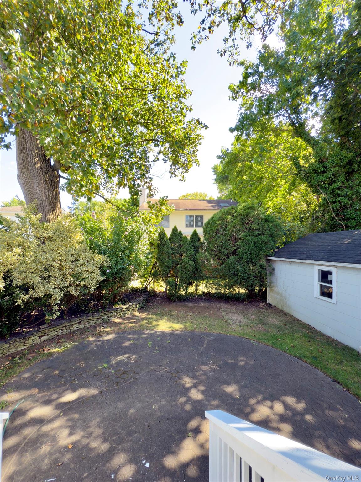 175 San Juan Avenue, Albertson, NY 11507